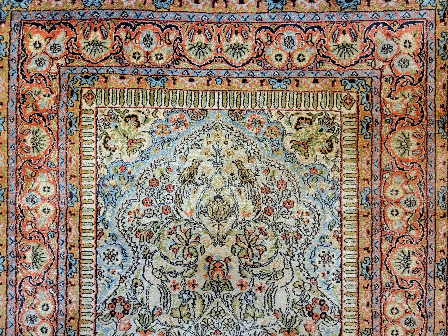 Ghom Teppich Seide auf Seide fein Vase mit Blumenornamenten