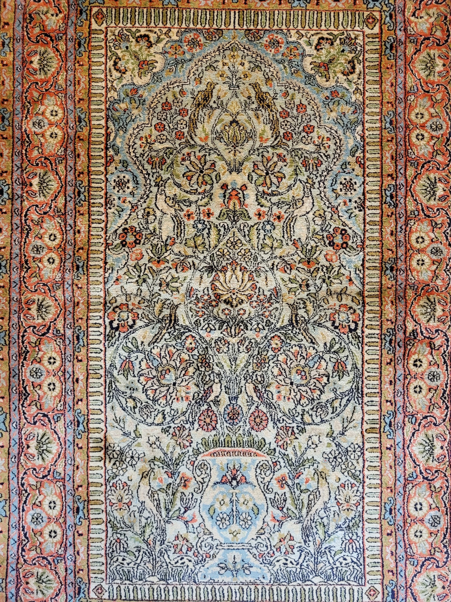 Ghom Teppich Seide auf Seide fein Vase mit Blumenornamenten