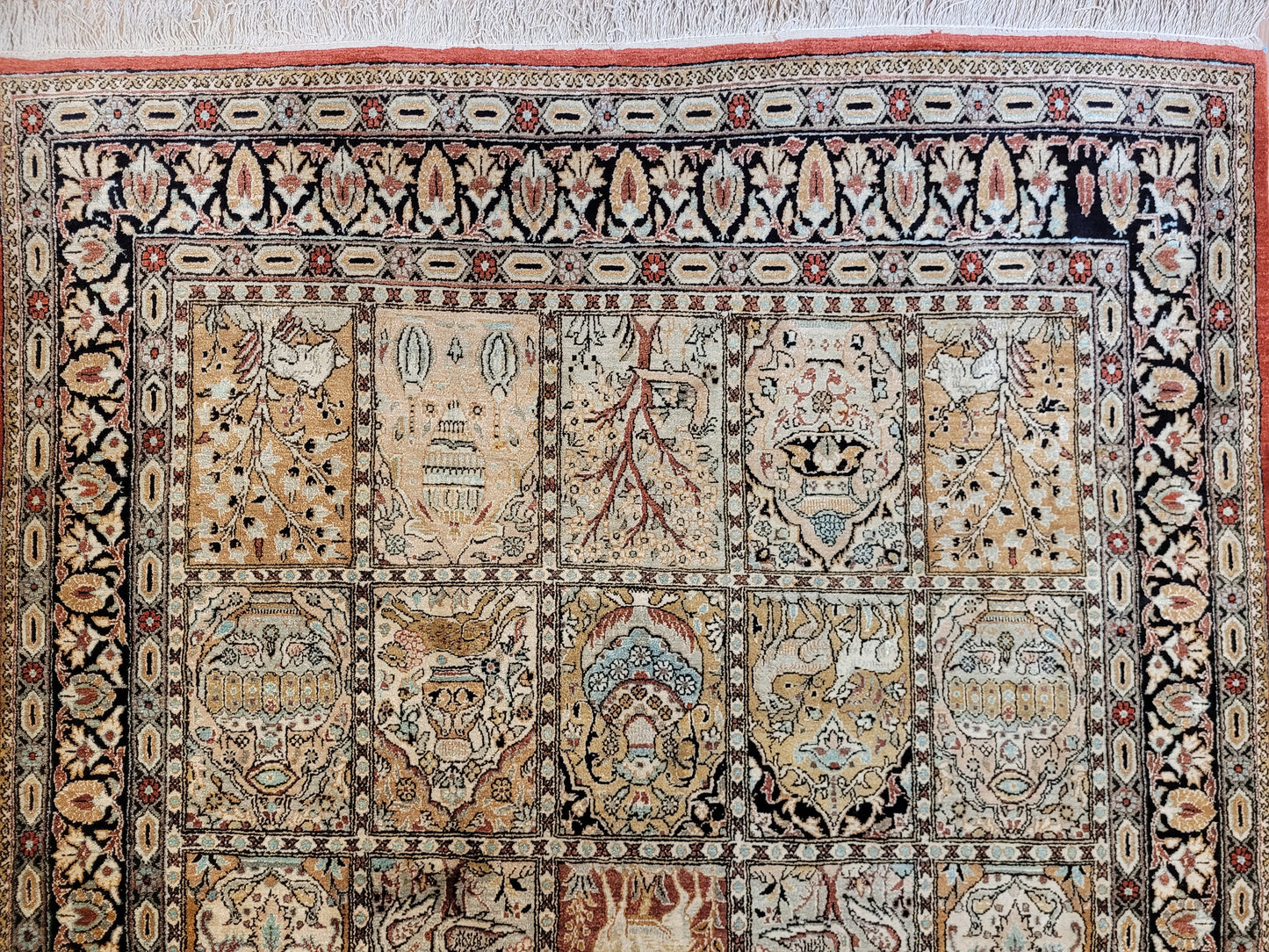 Ghom Teppich Seide auf Seide fein Gartenmotiv Jagdszenen