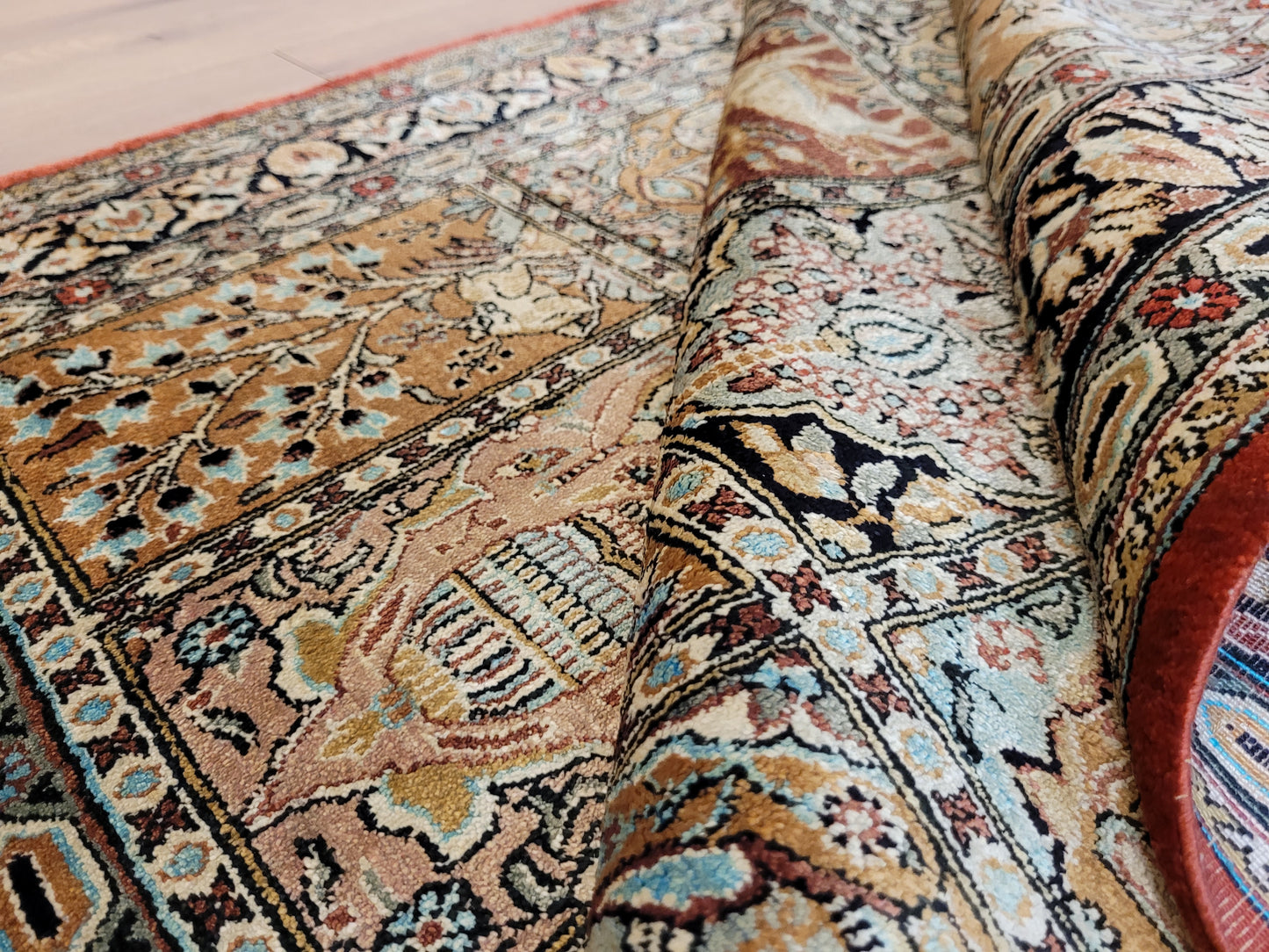 Ghom Teppich Seide auf Seide fein Gartenmotiv Jagdszenen