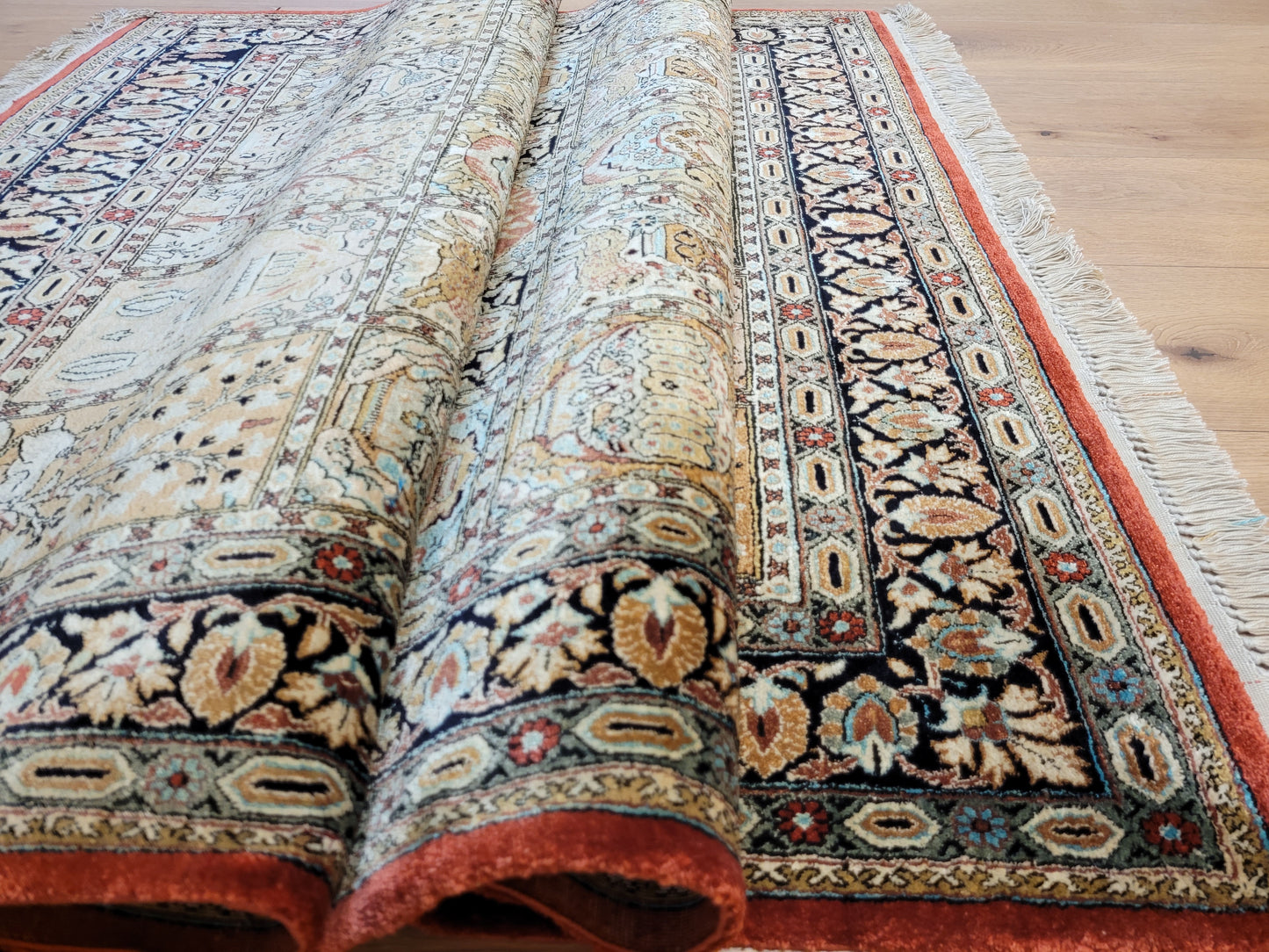 Ghom Teppich Seide auf Seide fein Gartenmotiv Jagdszenen