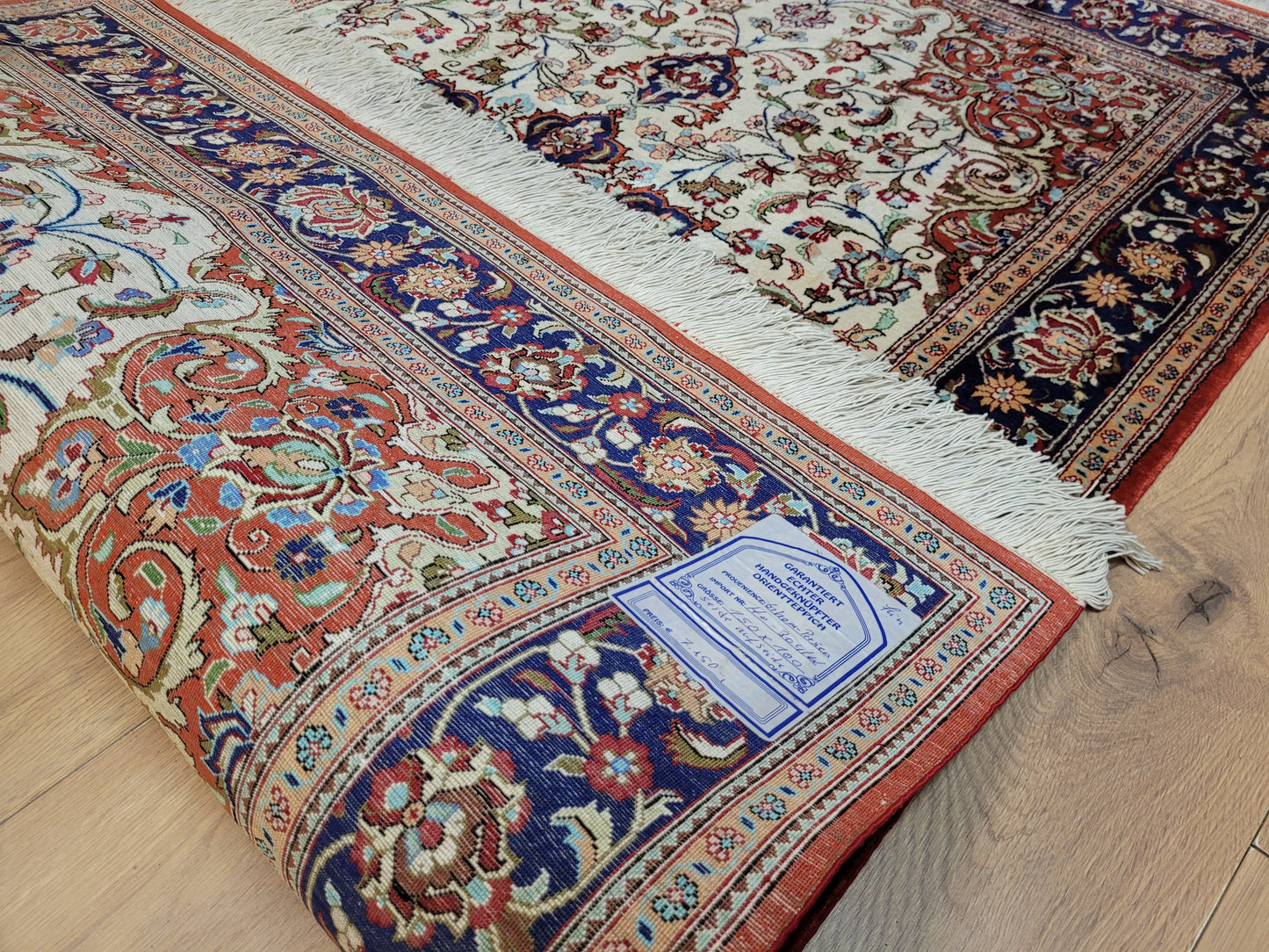 Ghom Teppich Seide auf Seide fein florales Medaillonmuster