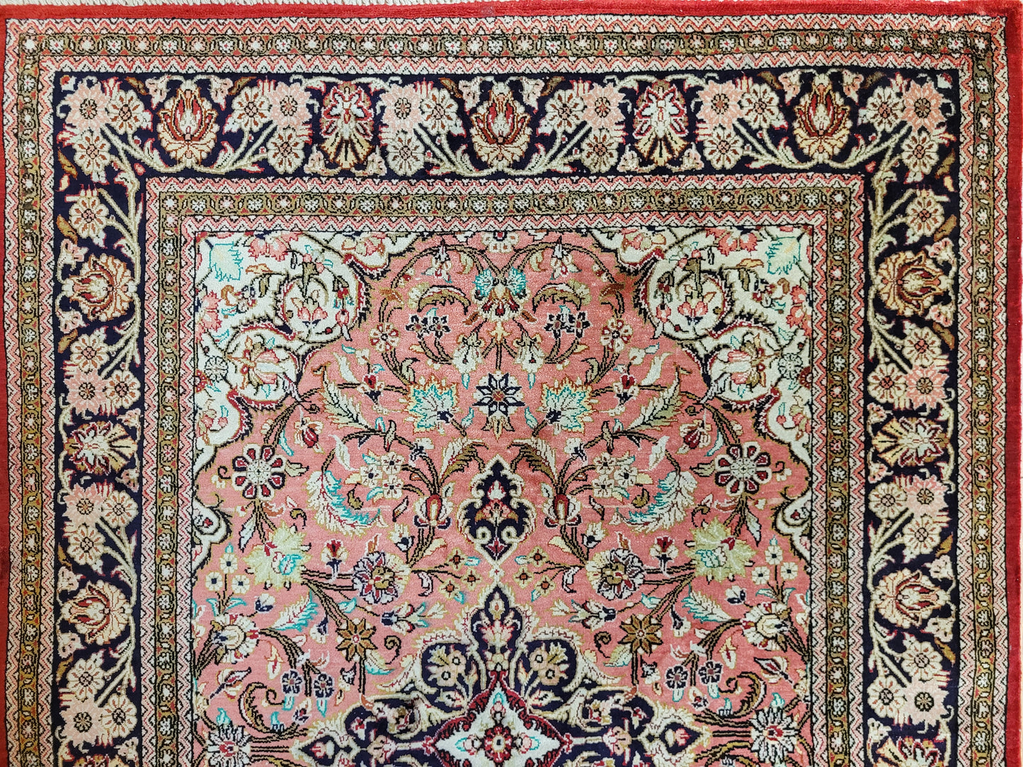 Ghom Teppich Seide auf Seide Medaillon florales Design feine Knüpfung