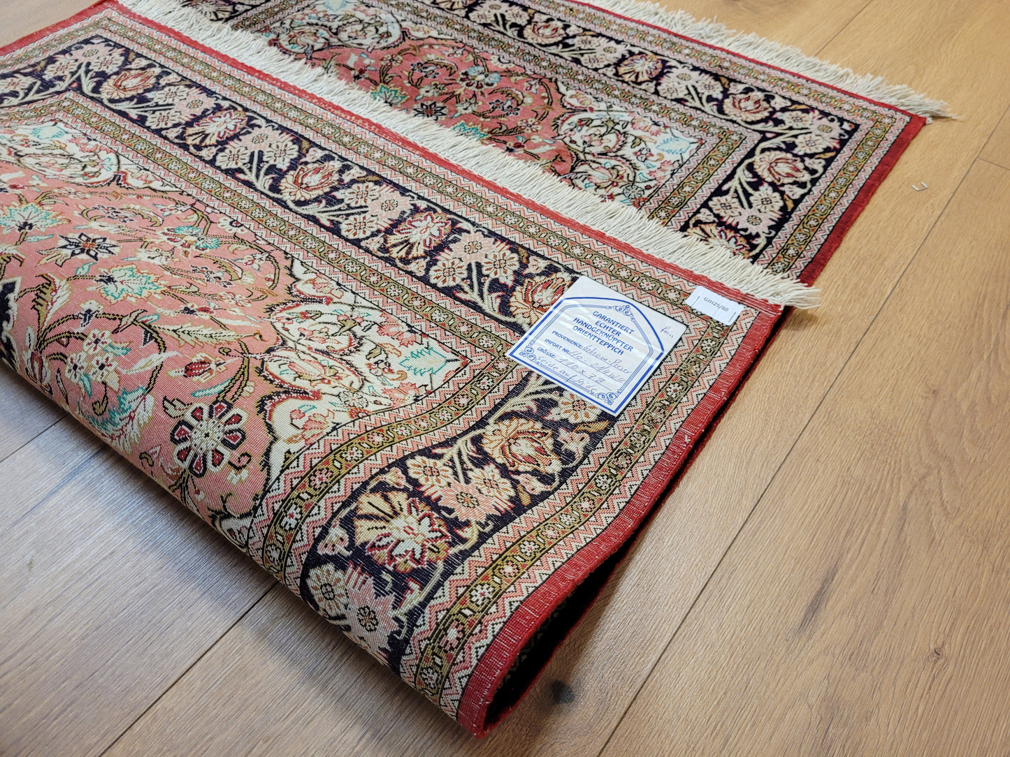 Ghom Teppich Seide auf Seide Medaillon florales Design feine Knüpfung