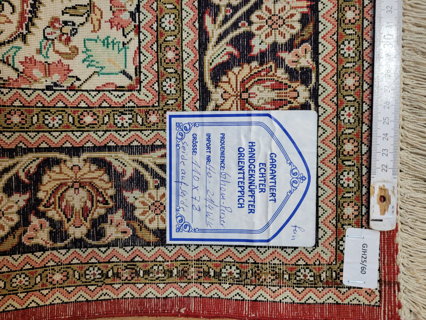 Ghom Teppich Seide auf Seide Medaillon florales Design feine Knüpfung