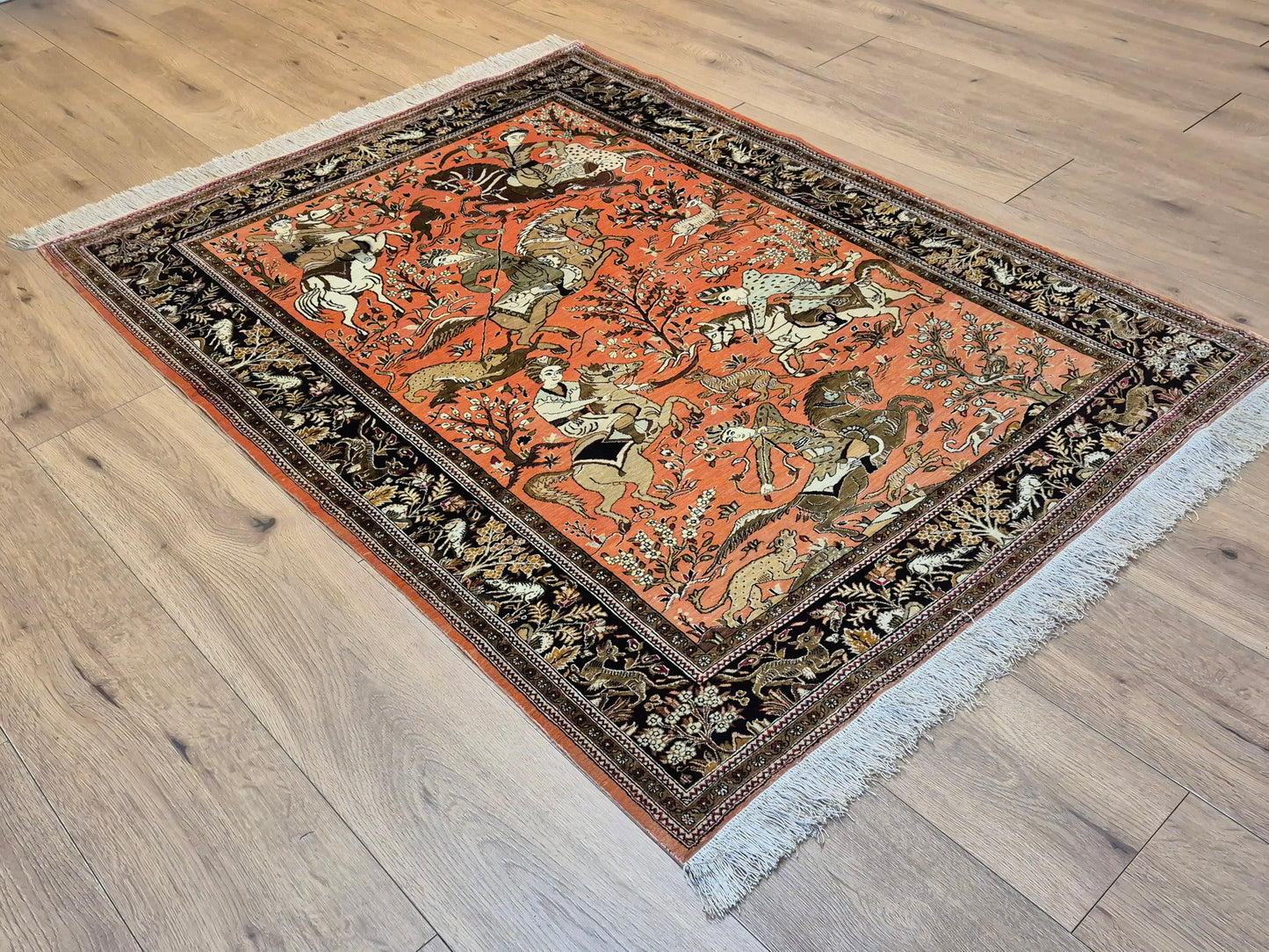 Ghom Seidenteppich Naturseide Jagdmotiv feine Handknüpfung