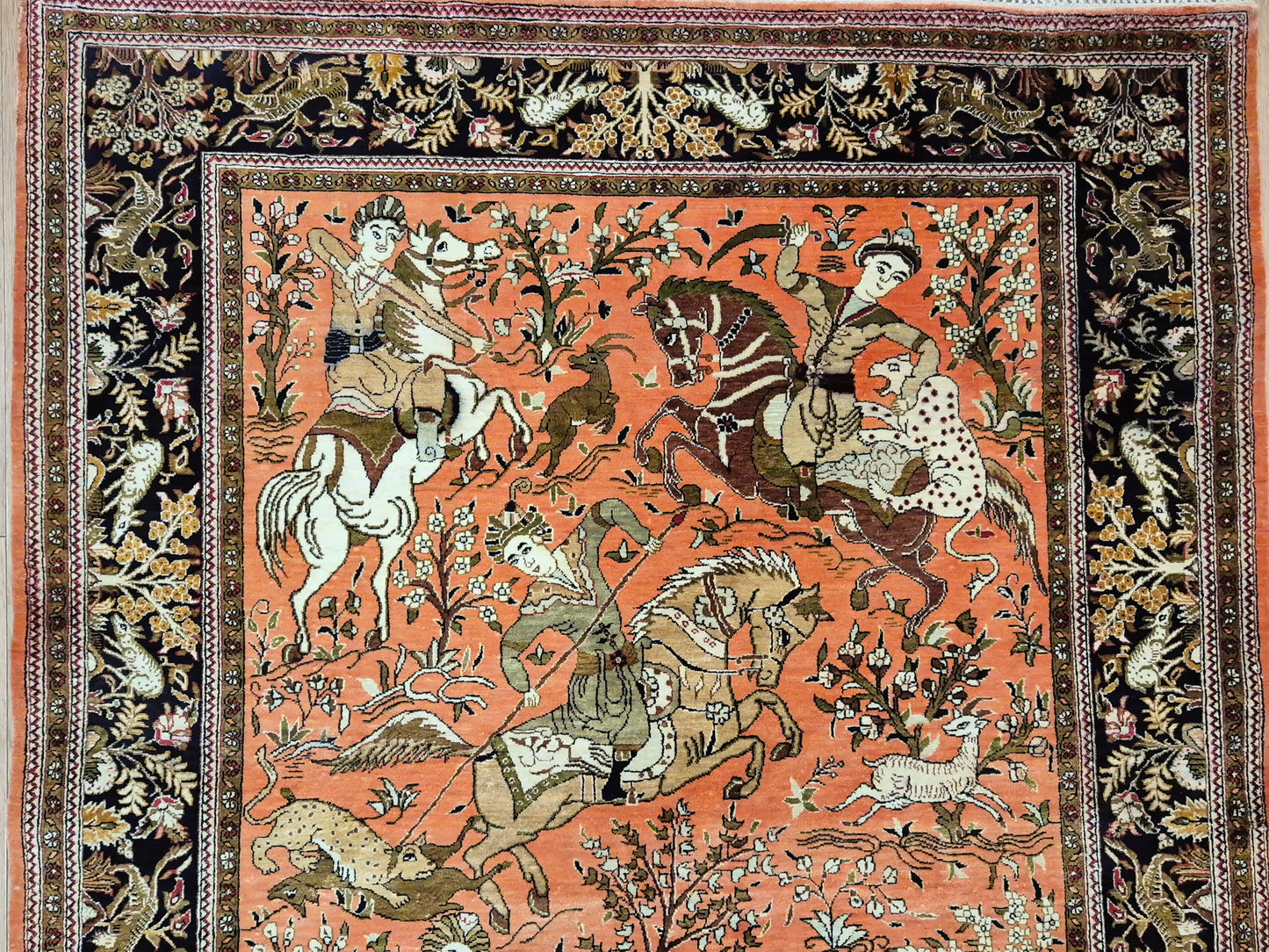 Ghom Seidenteppich Naturseide Jagdmotiv feine Handknüpfung