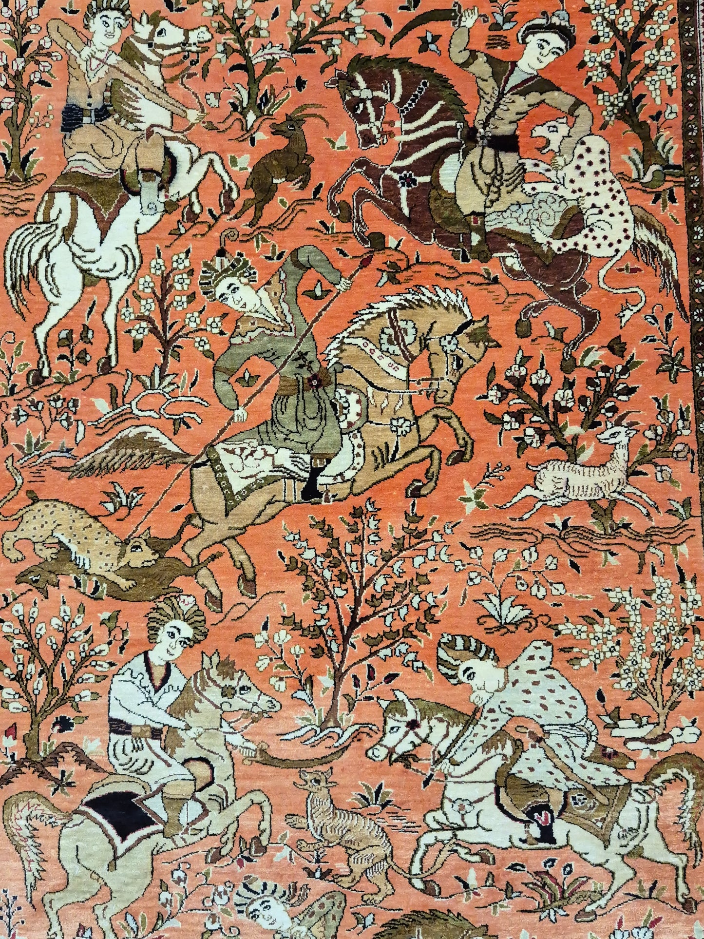 Ghom Seidenteppich Naturseide Jagdmotiv feine Handknüpfung