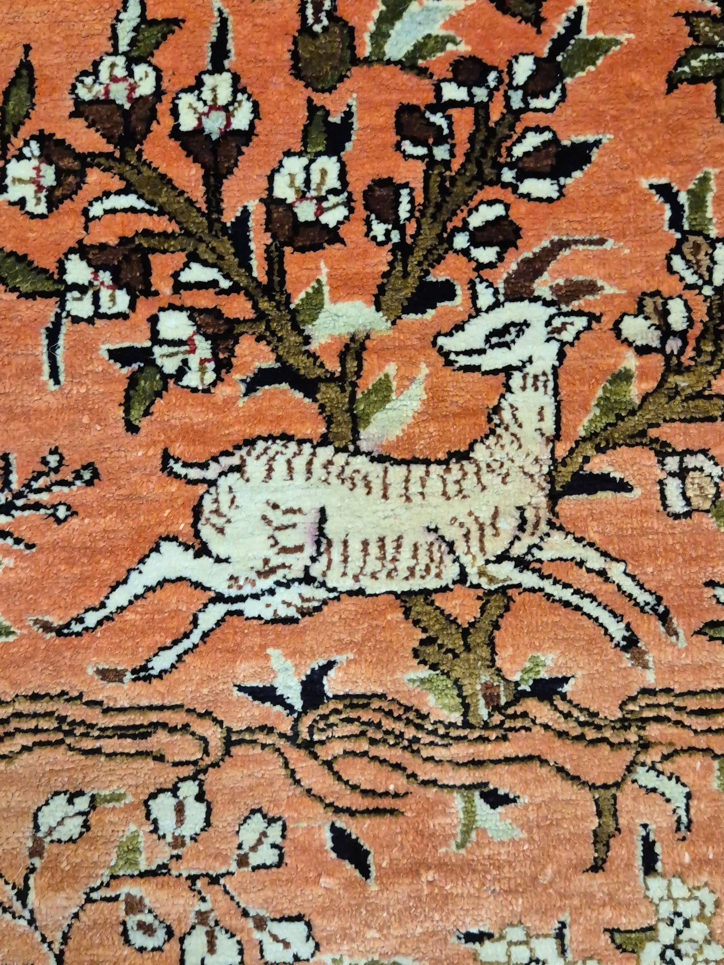 Ghom Seidenteppich Naturseide Jagdmotiv feine Handknüpfung