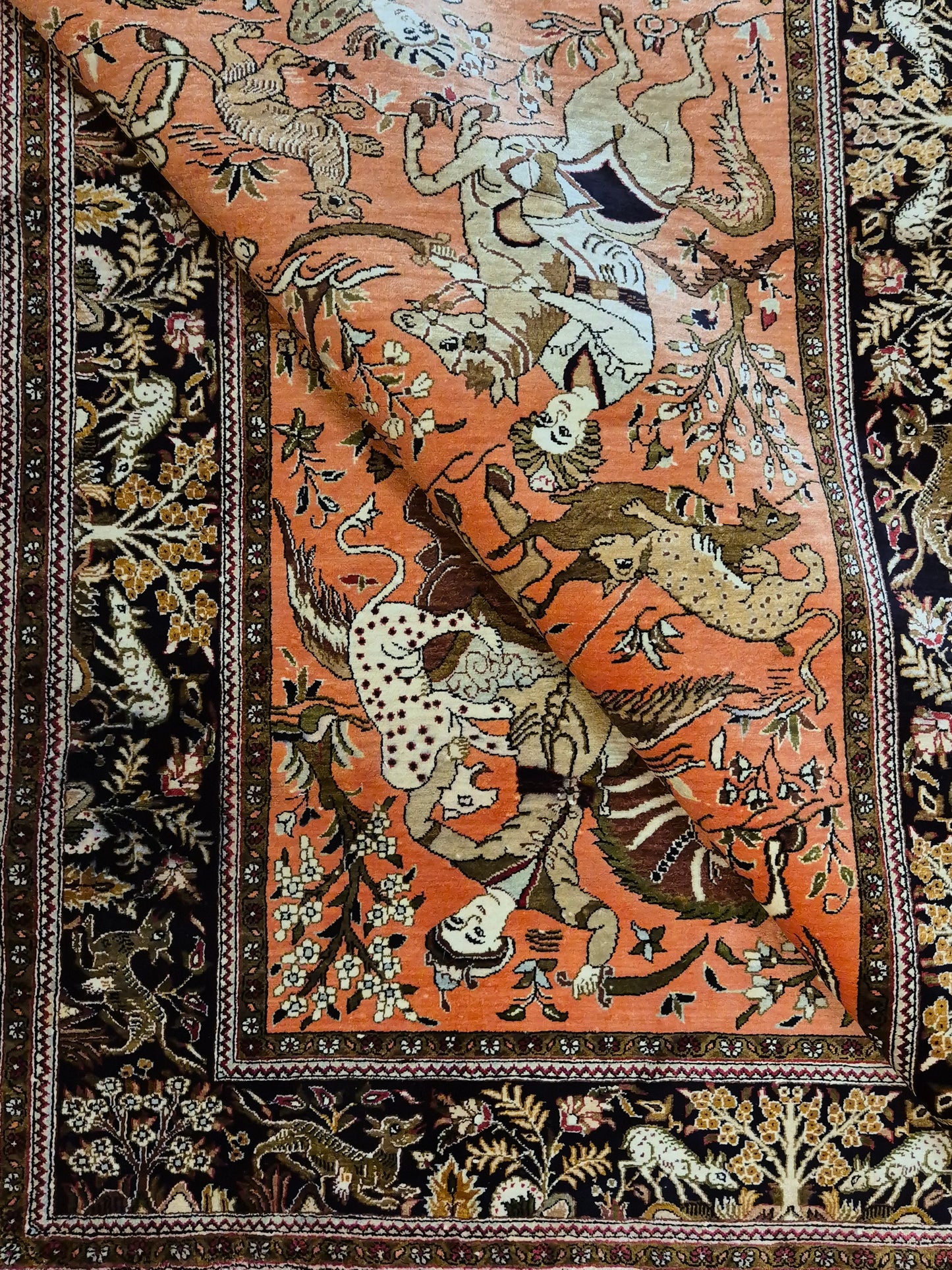 Ghom Seidenteppich Naturseide Jagdmotiv feine Handknüpfung