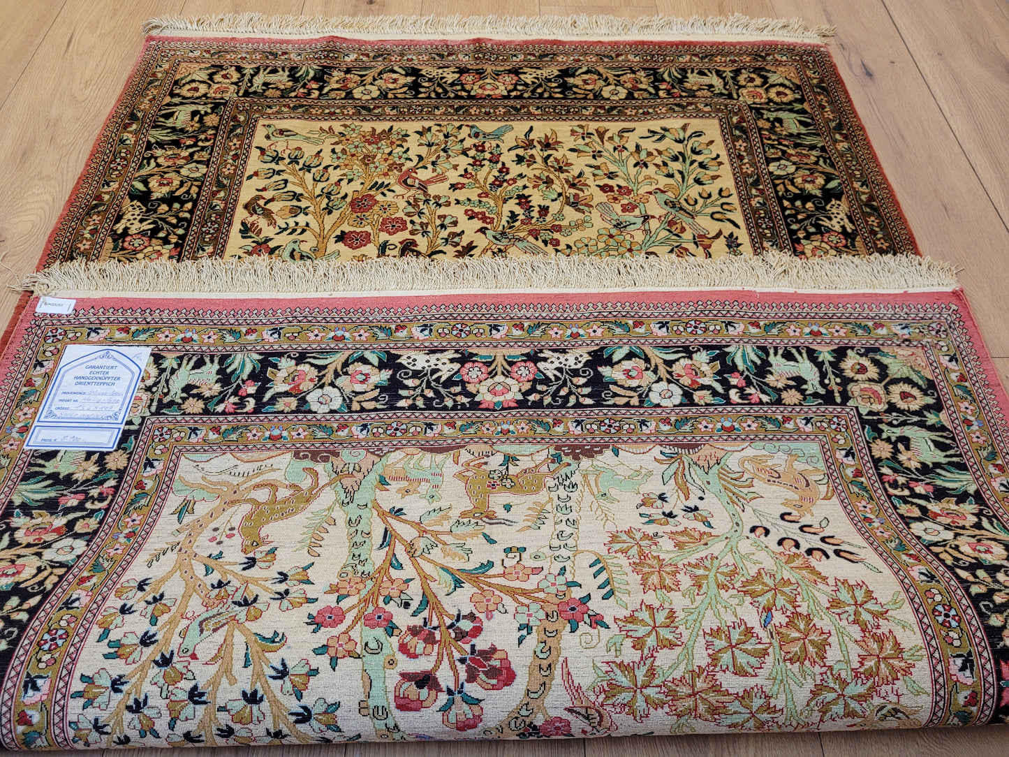 Ghom Teppich Seide auf Seide Jagdszene florales Motiv feine Knüpfung