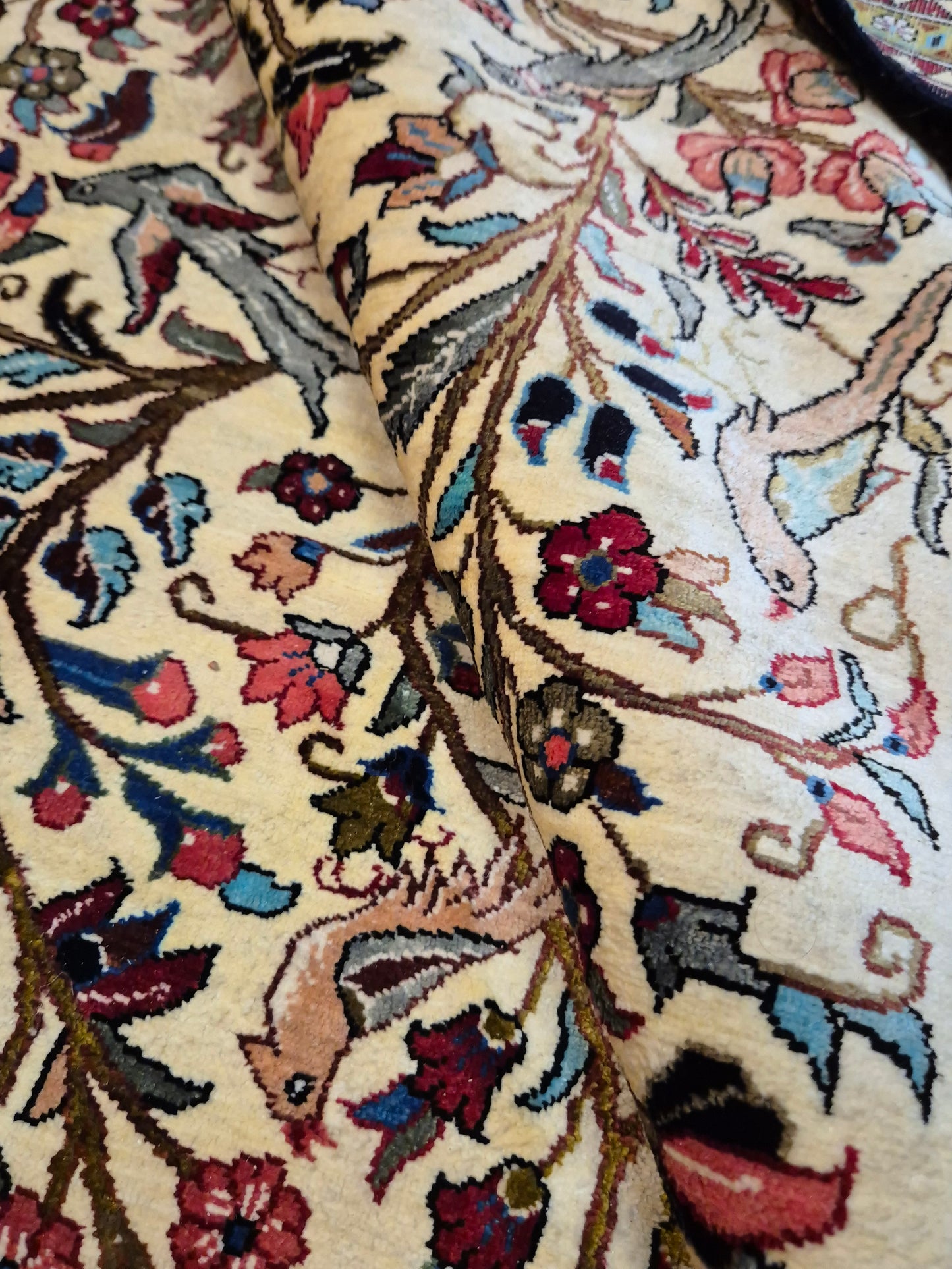 Ghom Seidenteppich Seide auf Seide Lebensbaum mit Tiermotiven