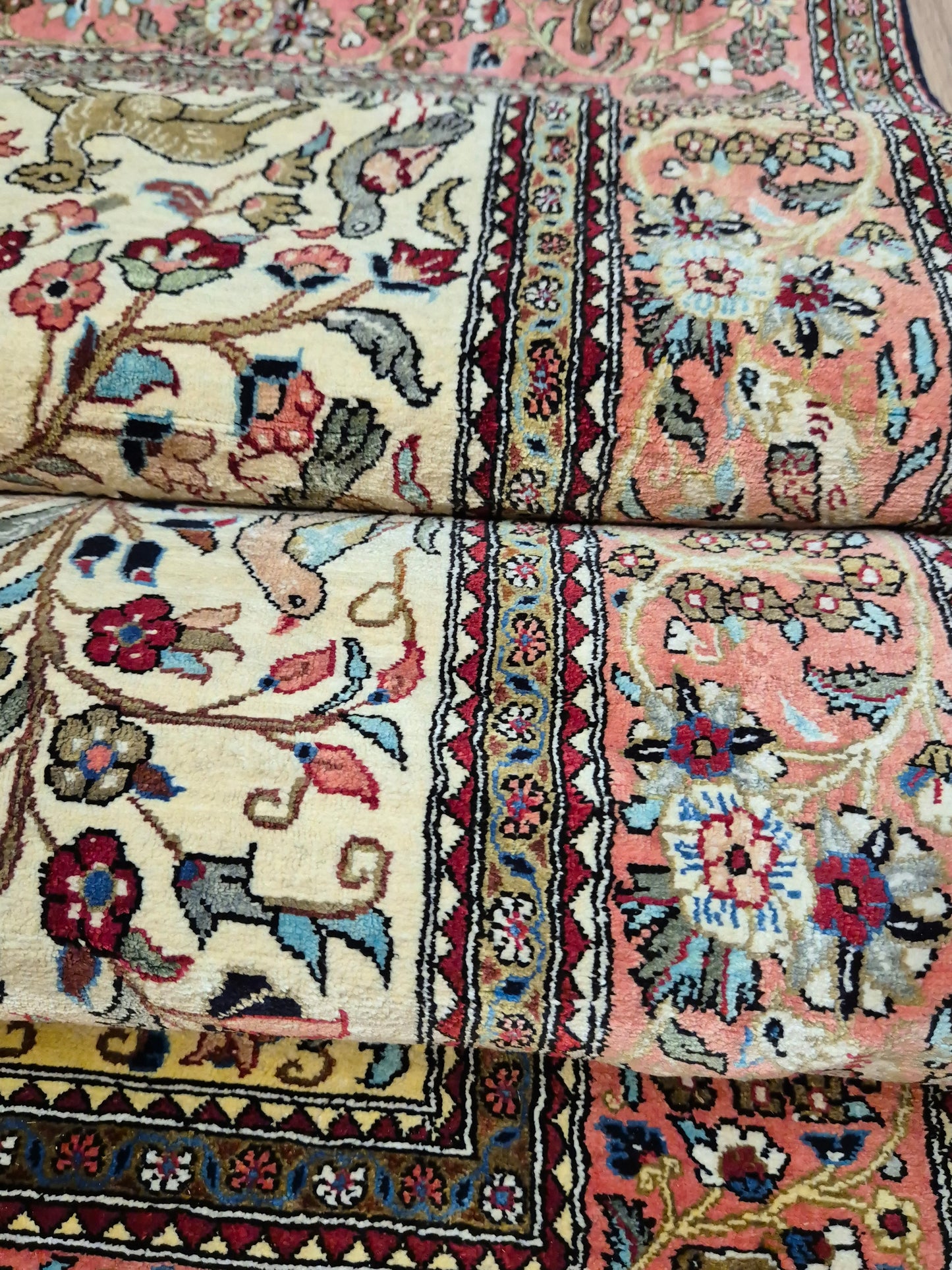 Ghom Seidenteppich Seide auf Seide Lebensbaum mit Tiermotiven