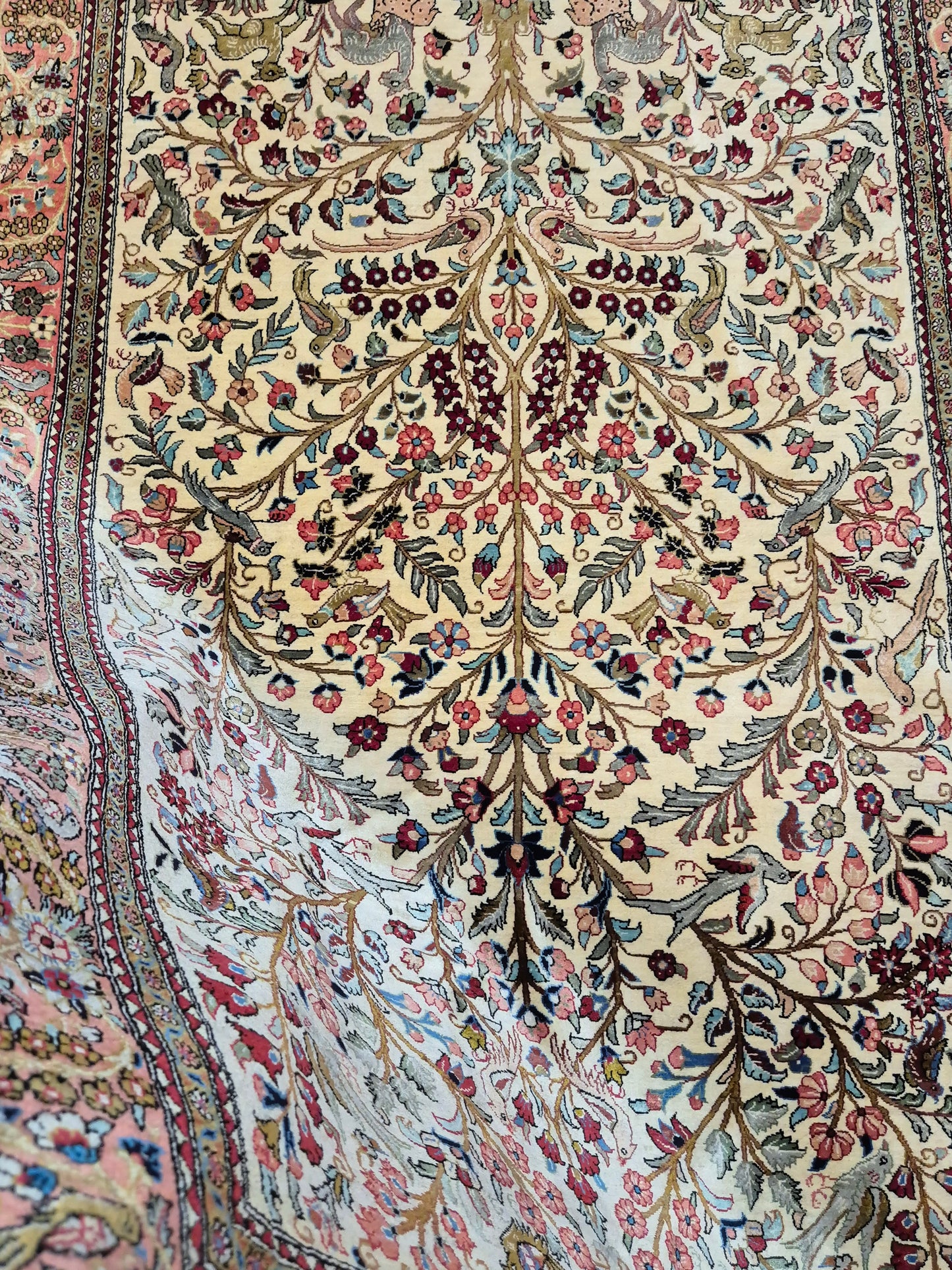 Ghom Seidenteppich Seide auf Seide Lebensbaum mit Tiermotiven