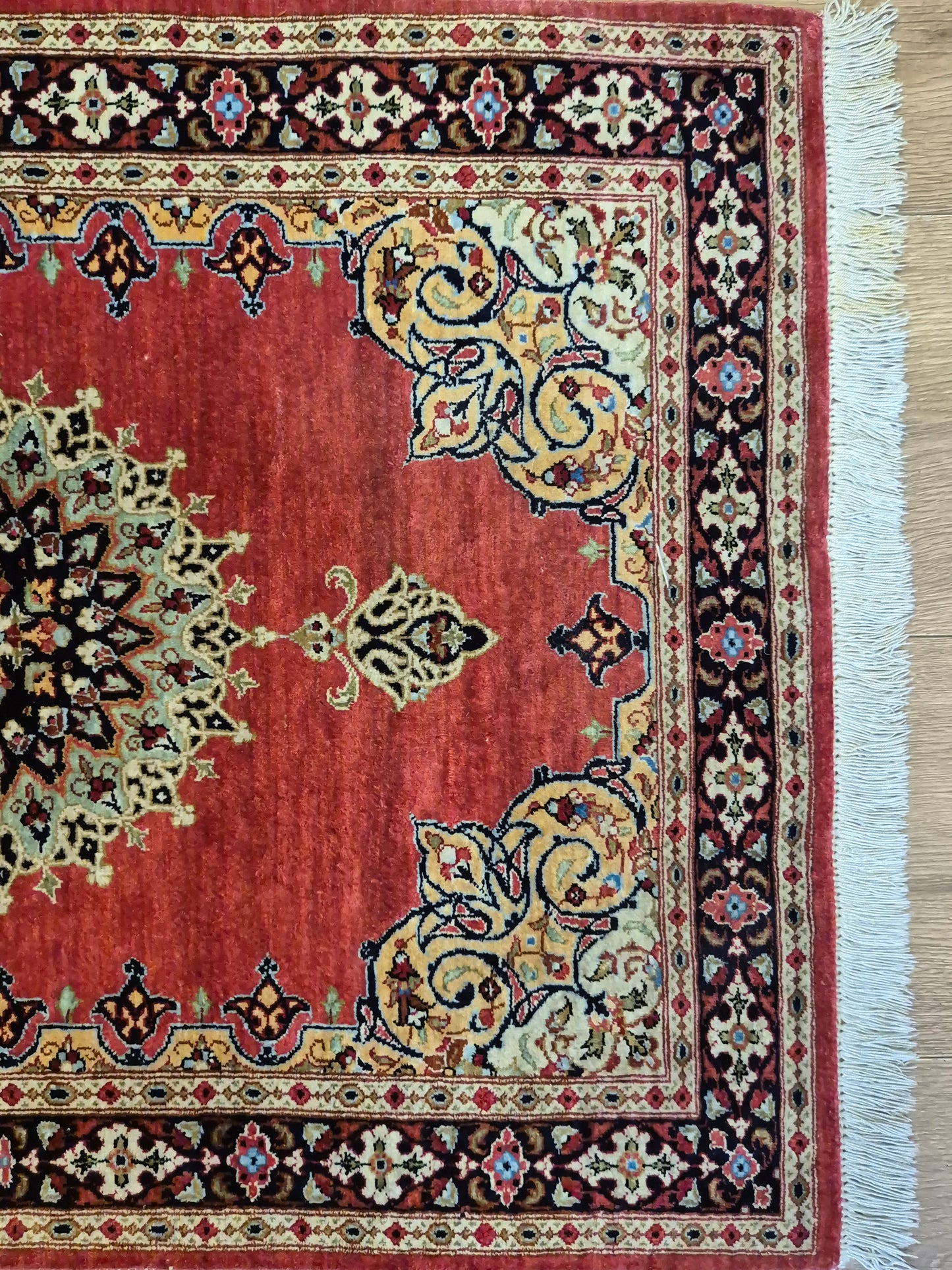 Ghom Seidenteppich Seide auf Seide Medaillon feine Knüpfung