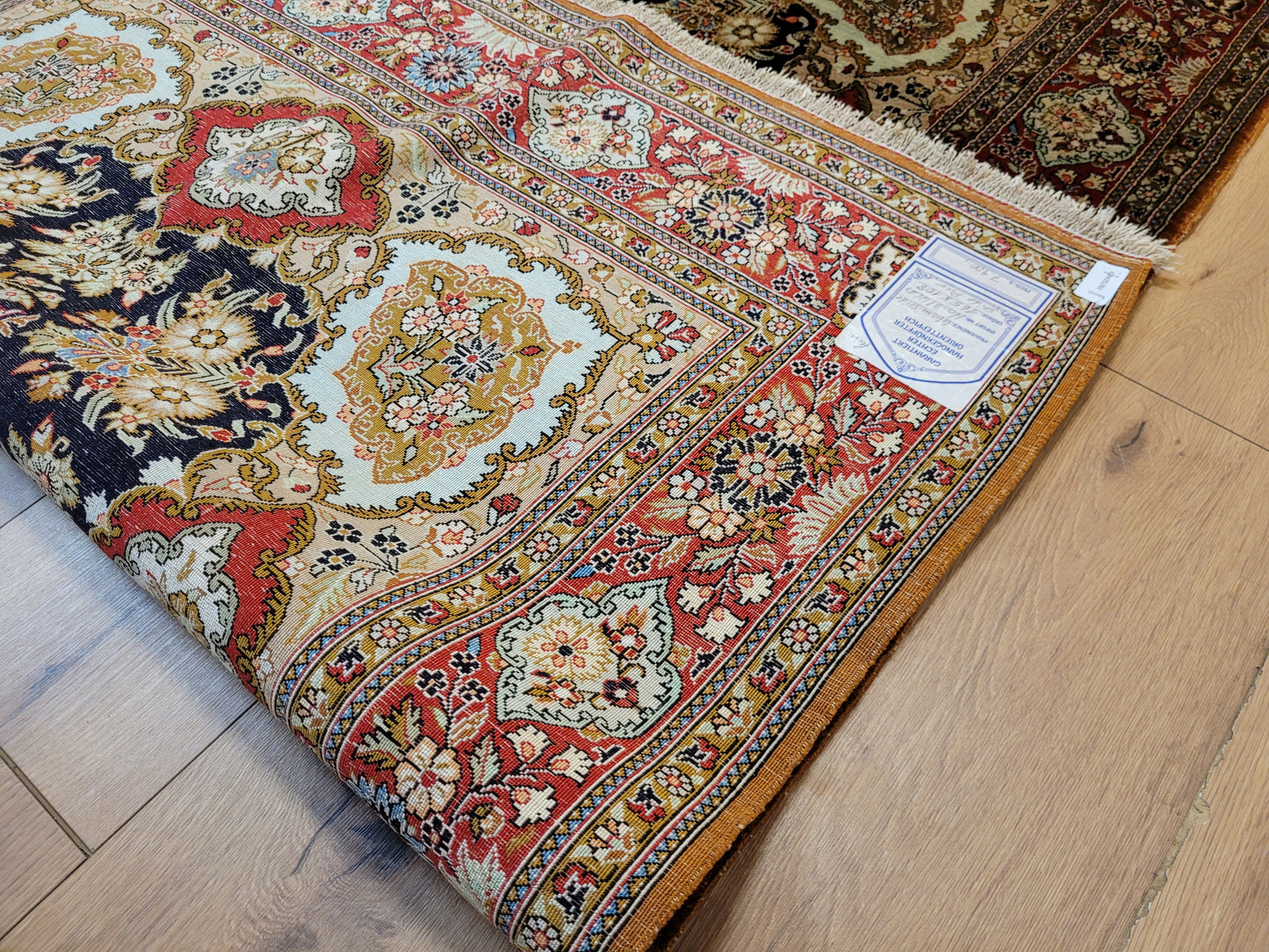 Ghom Seide Teppich Medaillon Blumenornamente feine Knüpfung