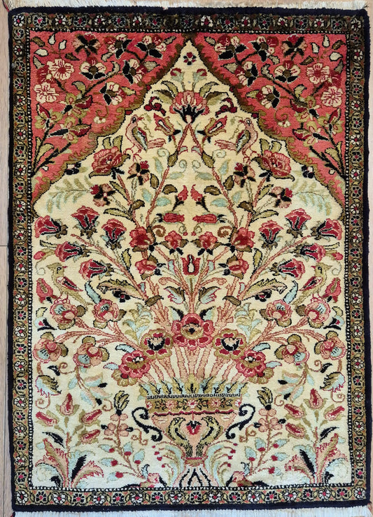 Ghom Seidenteppich Seide auf Seide Blumenkorb florales Design