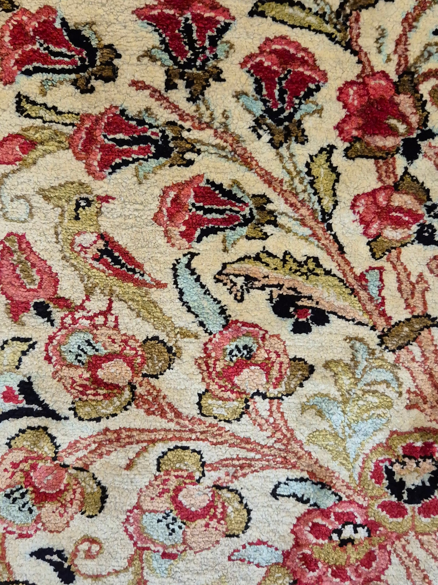 Ghom Seidenteppich Seide auf Seide Blumenkorb florales Design