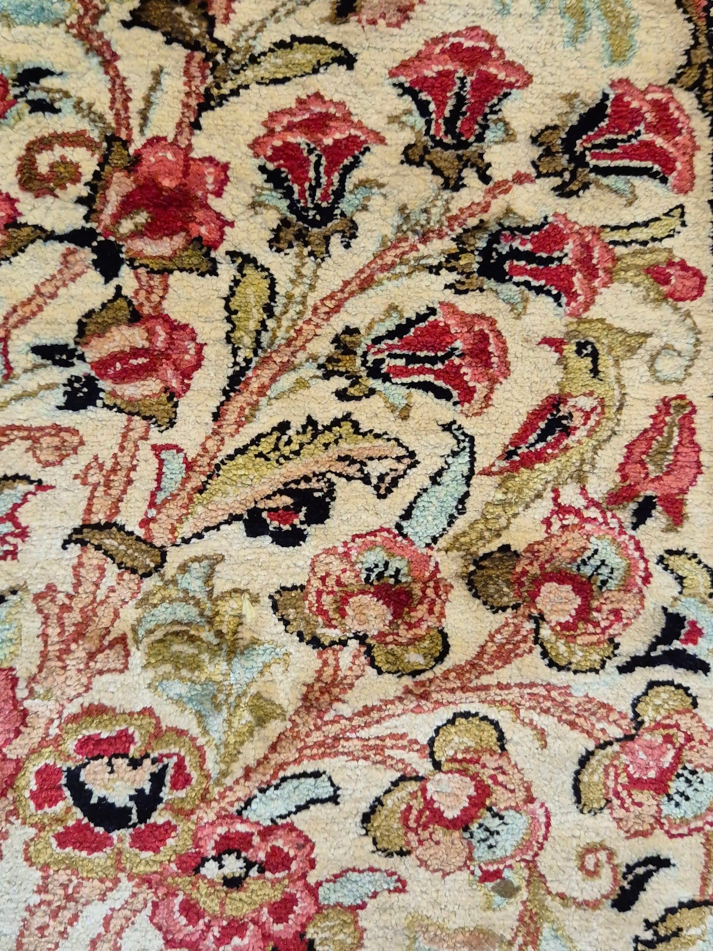 Ghom Seidenteppich Seide auf Seide Blumenkorb florales Design