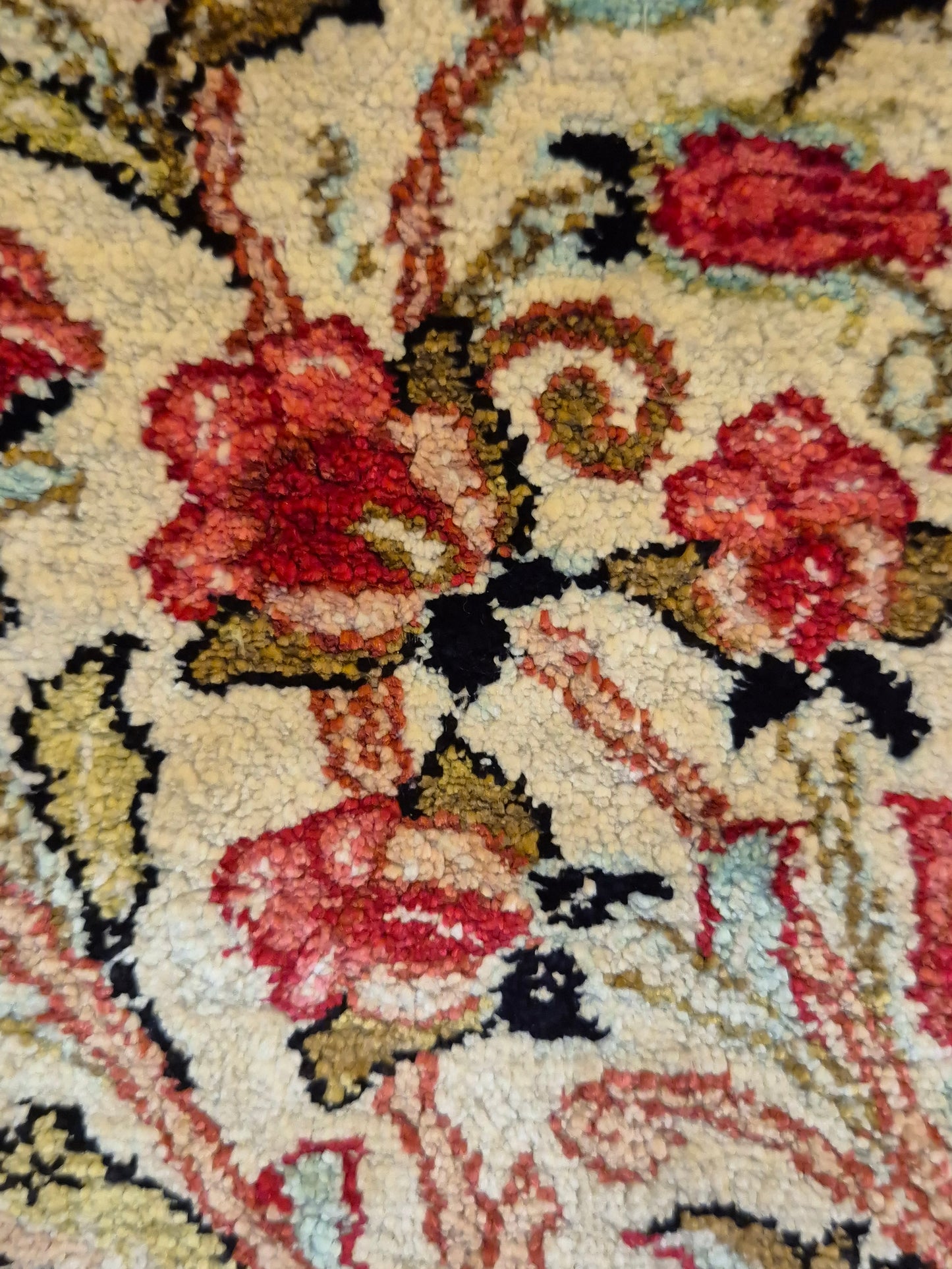 Ghom Seidenteppich Seide auf Seide Blumenkorb florales Design