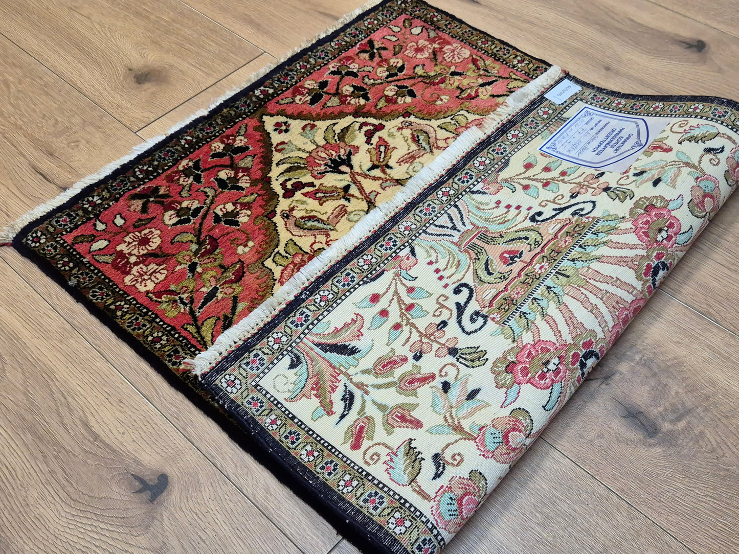 Ghom Seidenteppich Seide auf Seide Blumenkorb florales Design