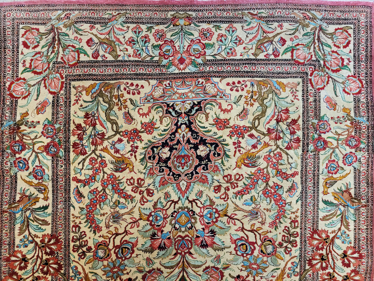 Ghom Seidenteppich Seide auf Seide feine Blumenmotive