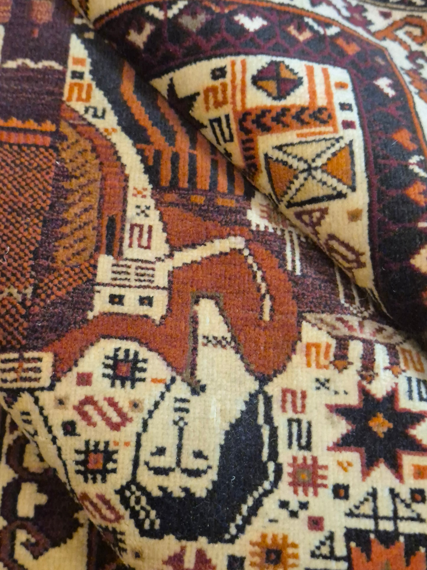 Torbat Belutsch Teppich Wolle figürliche Darstellung handgeknüpft