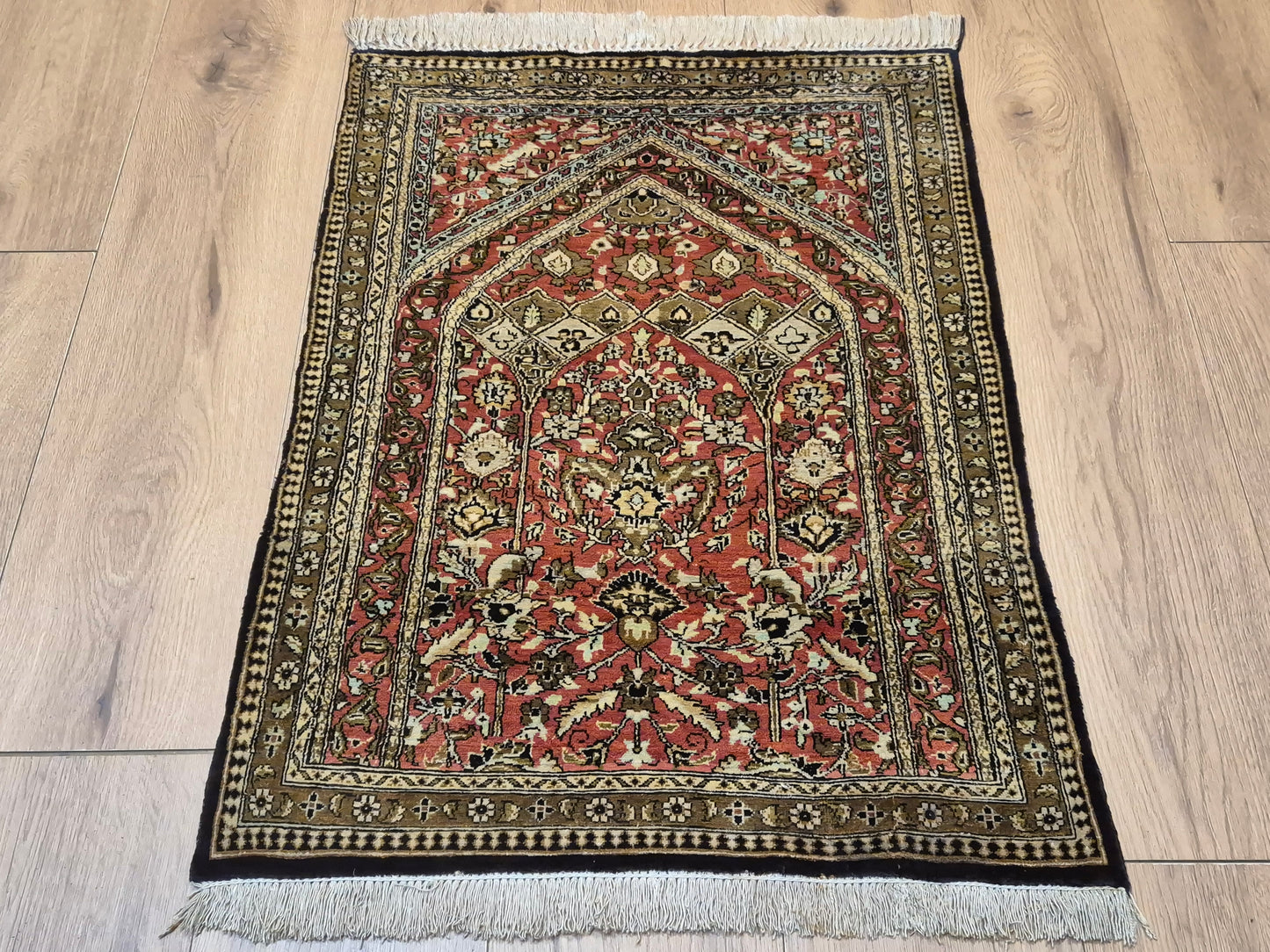 Ghom Seidenteppich feine Knüpfung Gebetsteppich