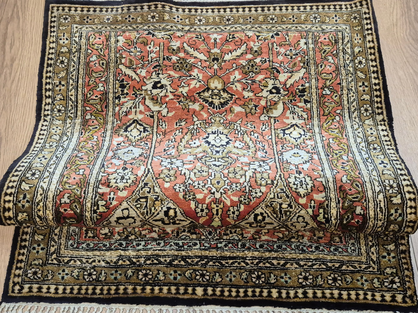 Ghom Seidenteppich feine Knüpfung Gebetsteppich