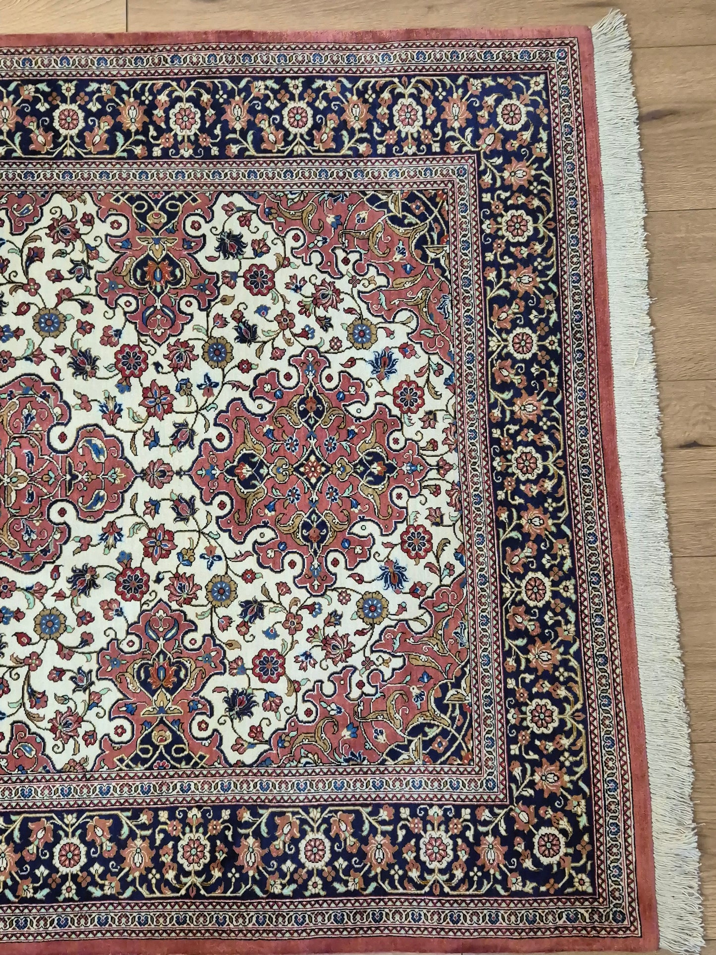 Ghom Teppich Seide auf Seide signiert feine Knüpfung