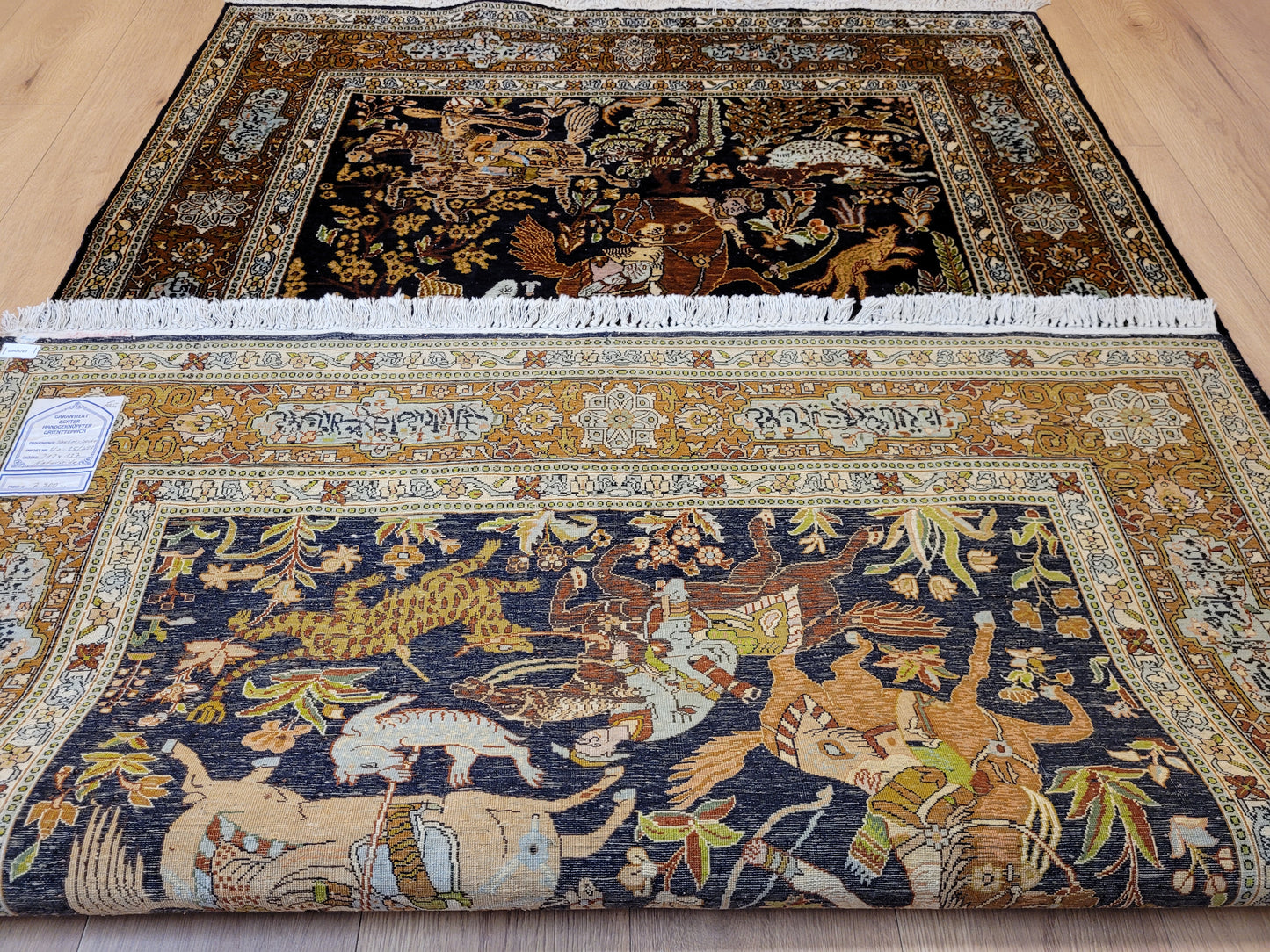 Kaschmir Naturseide Teppich Jagdmotiv feine Knüpfung