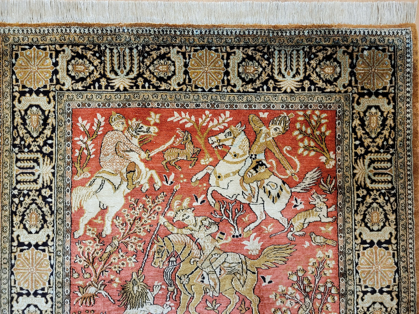 Ghom Seide auf Seide Teppich Jagdmotiv feine Knüpfung