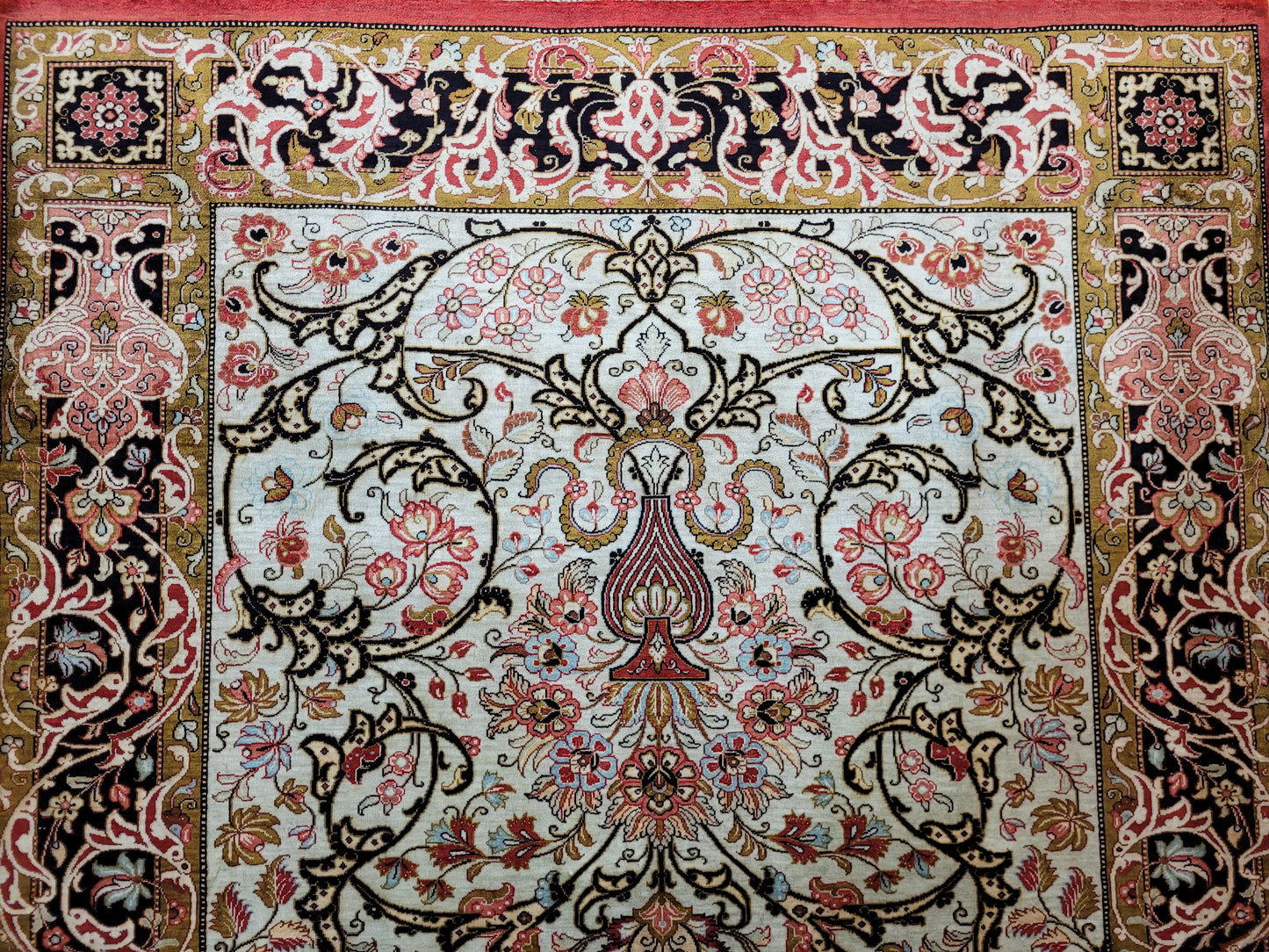 Ghom Seide auf Seide Teppich florales Medaillon signiert