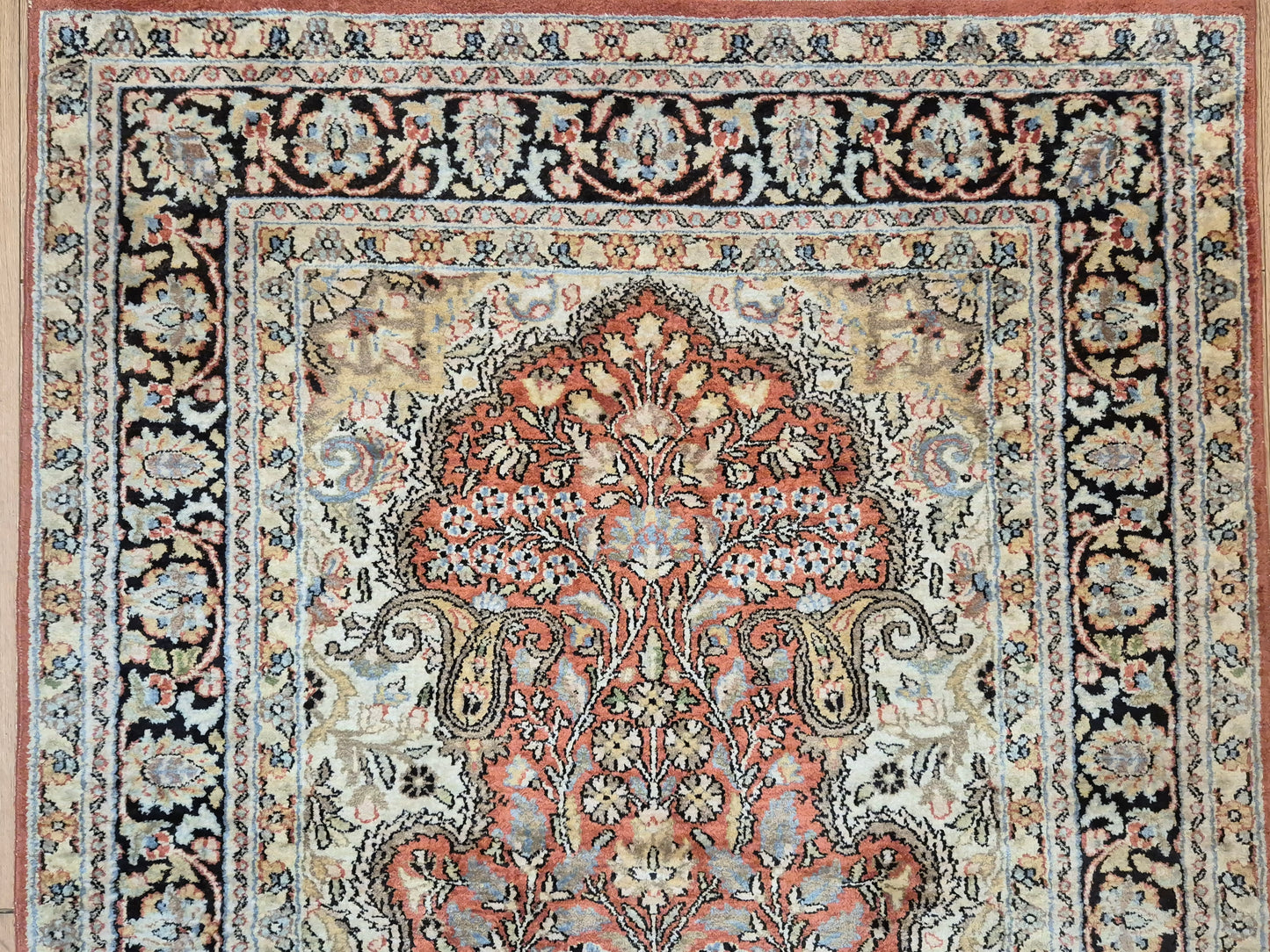 Kashmir Teppich Reine Seide Lebensbaum Motiv feine Knüpfung