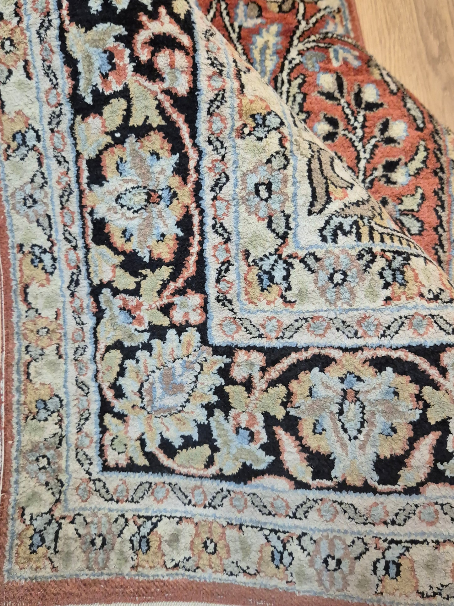 Kashmir Teppich Reine Seide Lebensbaum Motiv feine Knüpfung