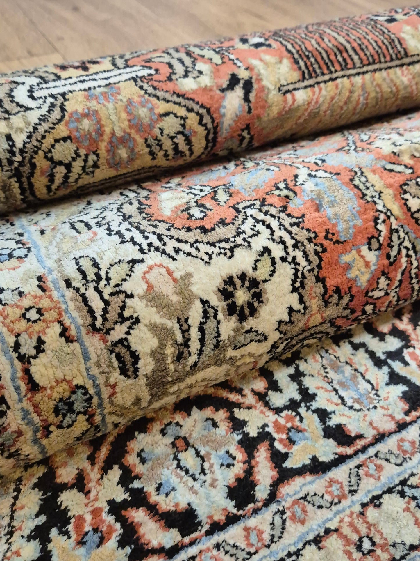 Kashmir Teppich Reine Seide Lebensbaum Motiv feine Knüpfung