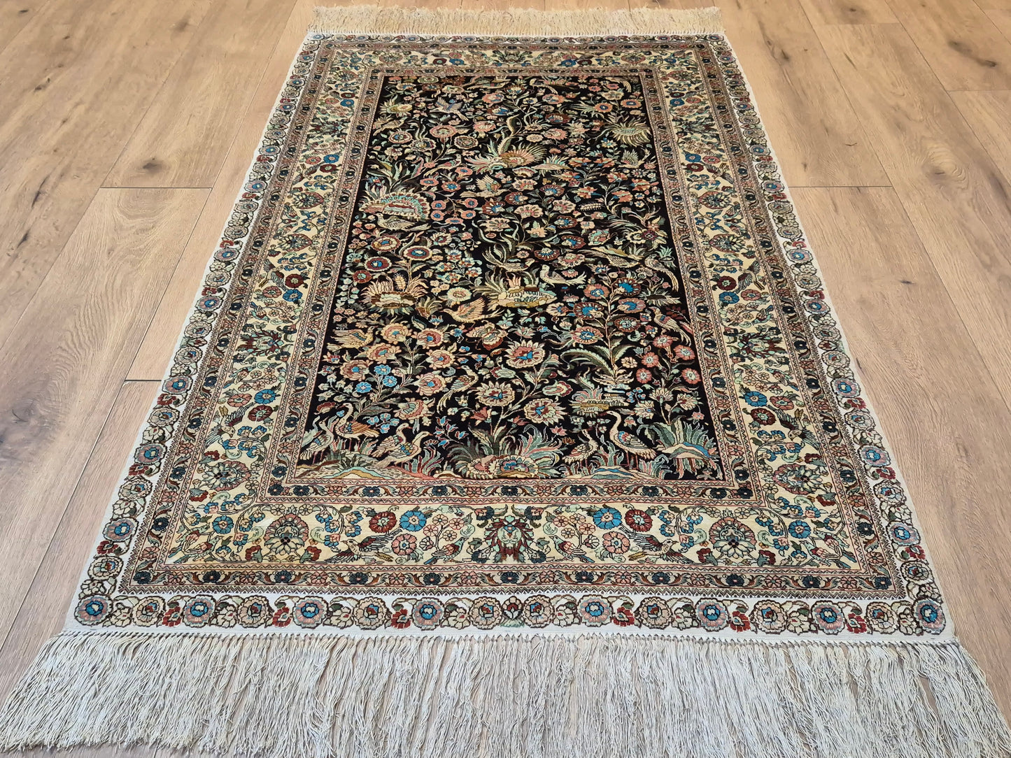 Hereke Seide Teppich China Naturseide florales Muster sehr fein