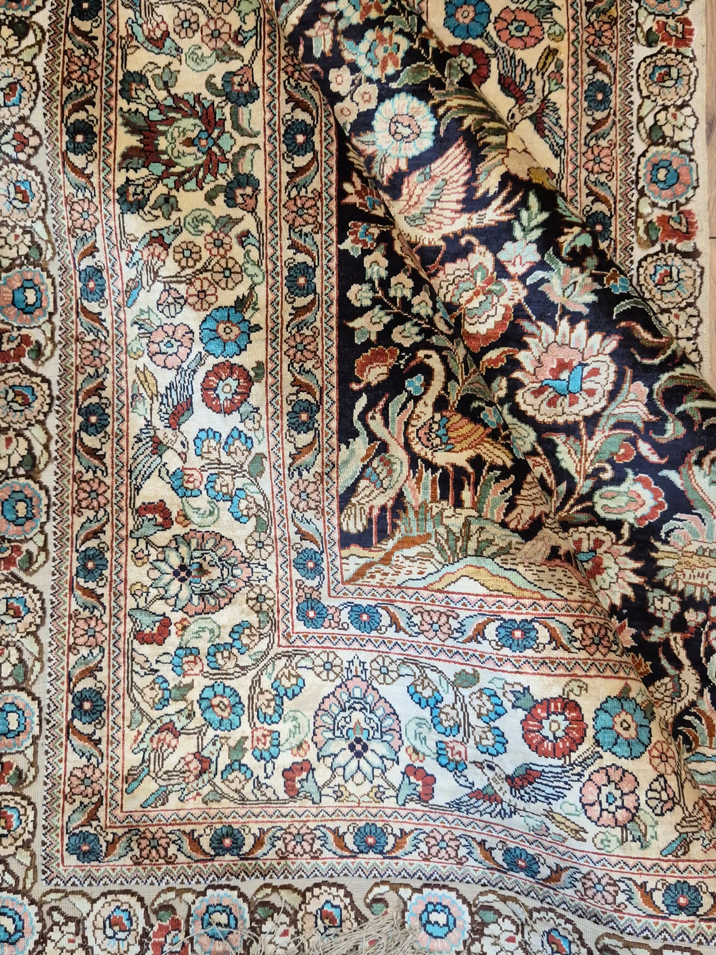 Hereke Seide Teppich China Naturseide florales Muster sehr fein