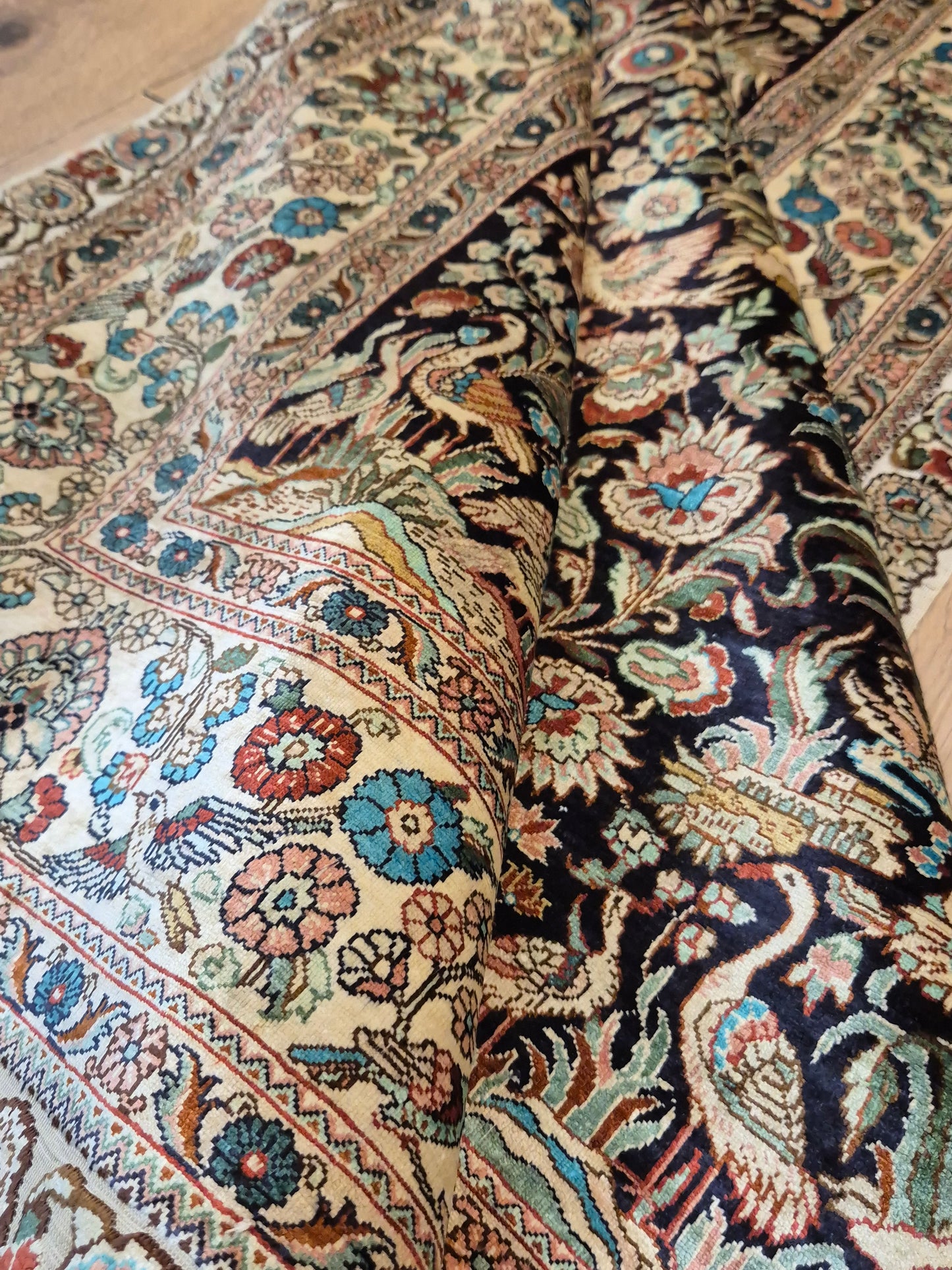 Hereke Seide Teppich China Naturseide florales Muster sehr fein