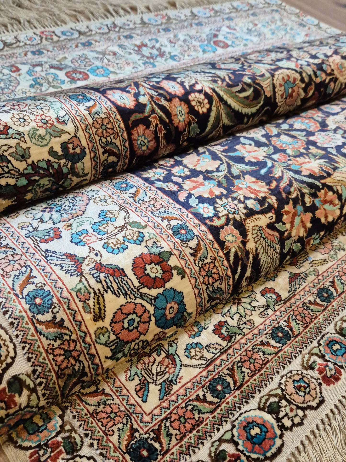 Hereke Seide Teppich China Naturseide florales Muster sehr fein