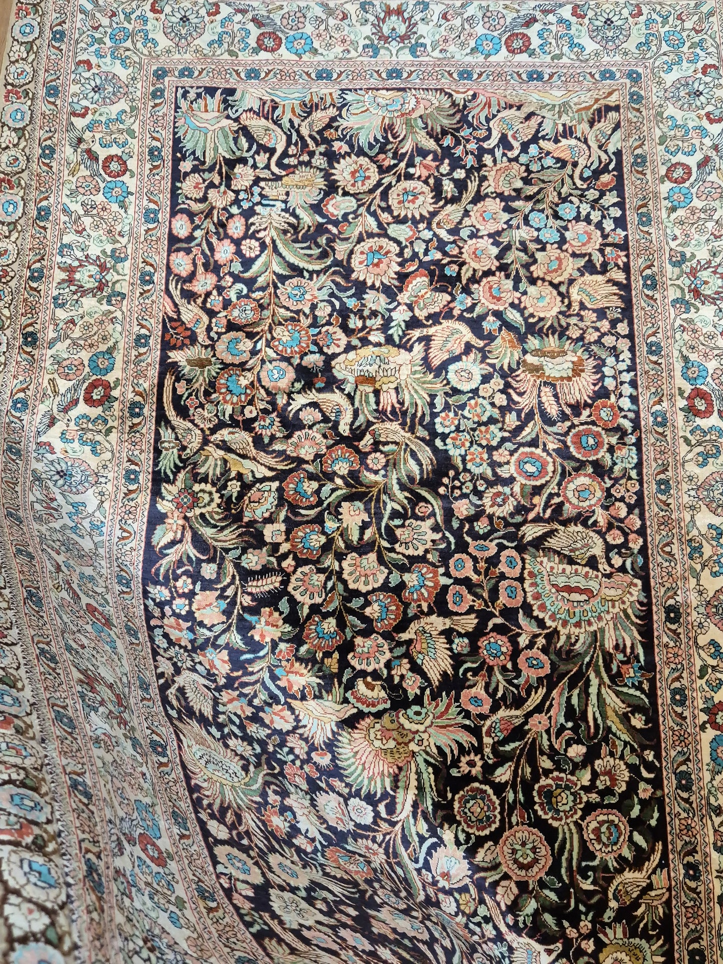 Hereke Seide Teppich China Naturseide florales Muster sehr fein