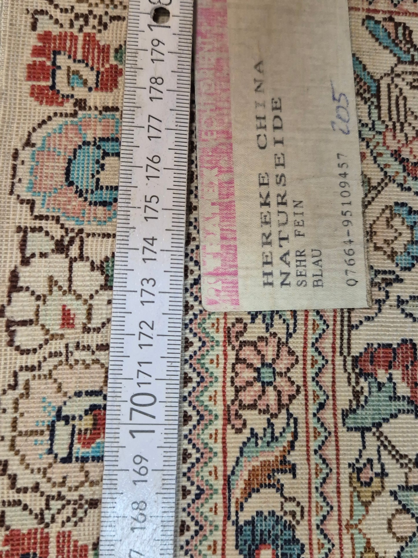 Hereke Seide Teppich China Naturseide florales Muster sehr fein