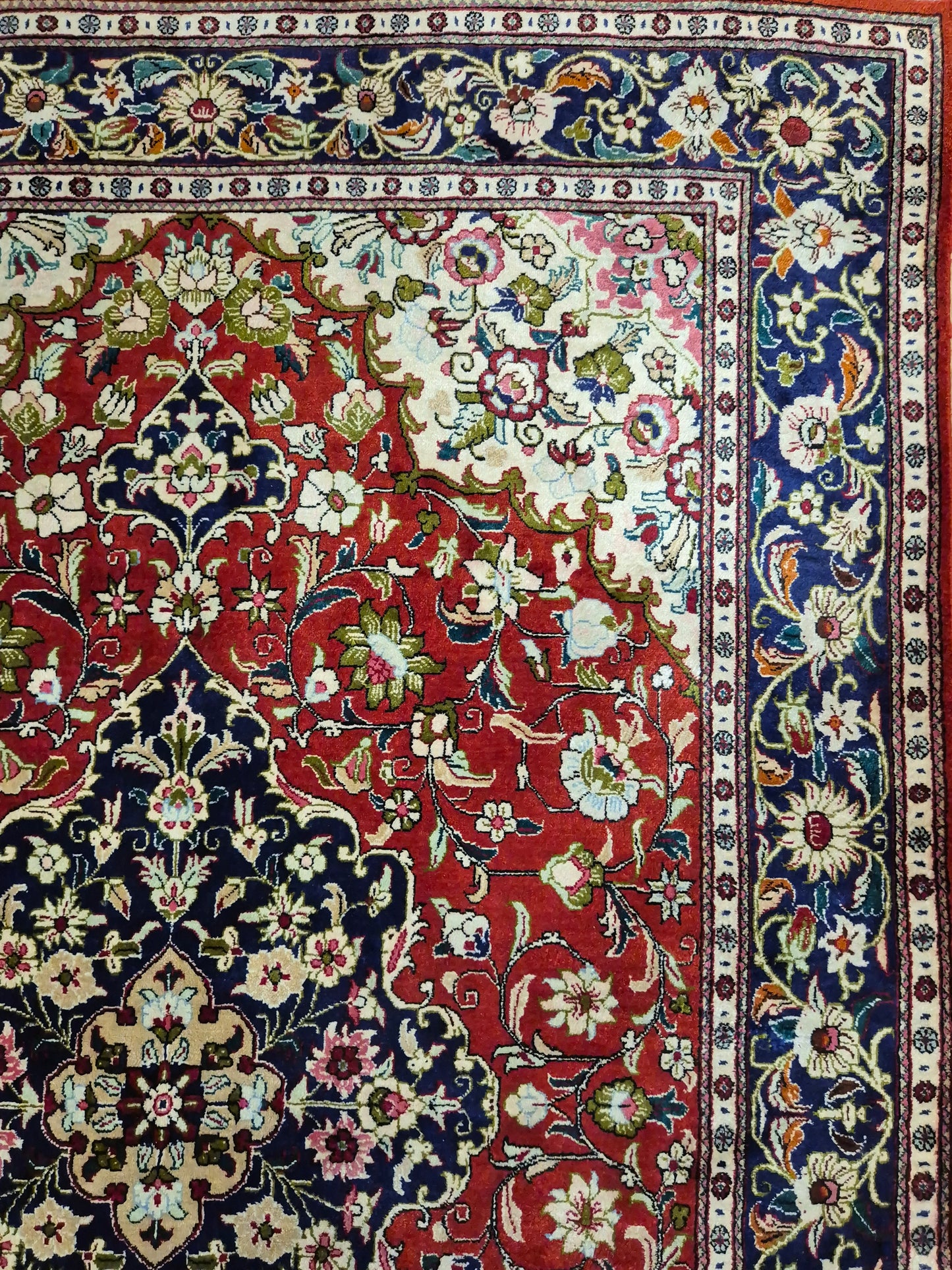 Ghom Seide Teppich Seide auf Seide Medaillon florales Muster