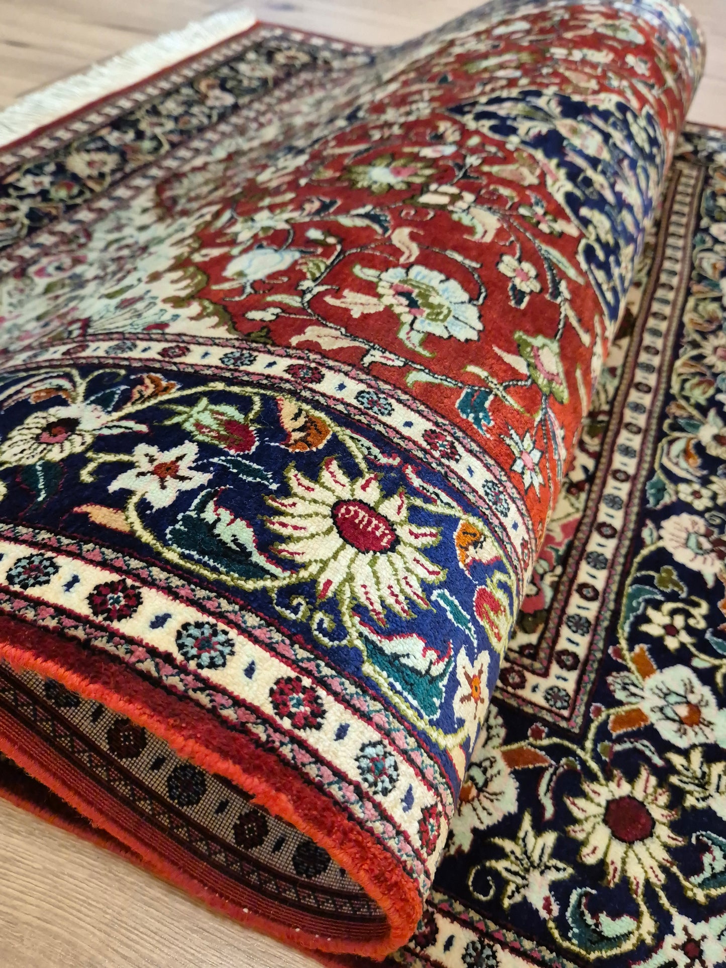 Ghom Seide Teppich Seide auf Seide Medaillon florales Muster