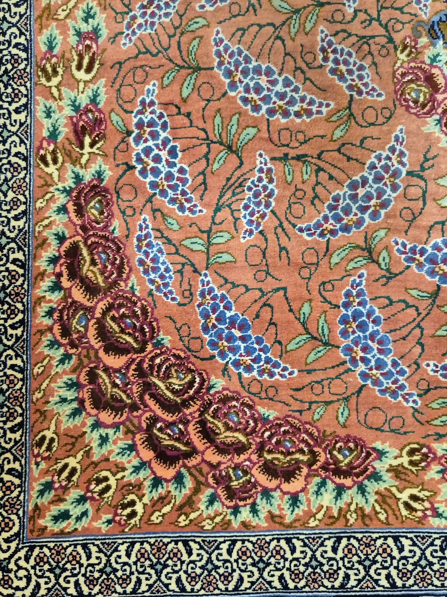 Ghom Seide Teppich Seide auf Seide signiert florales Medaillon