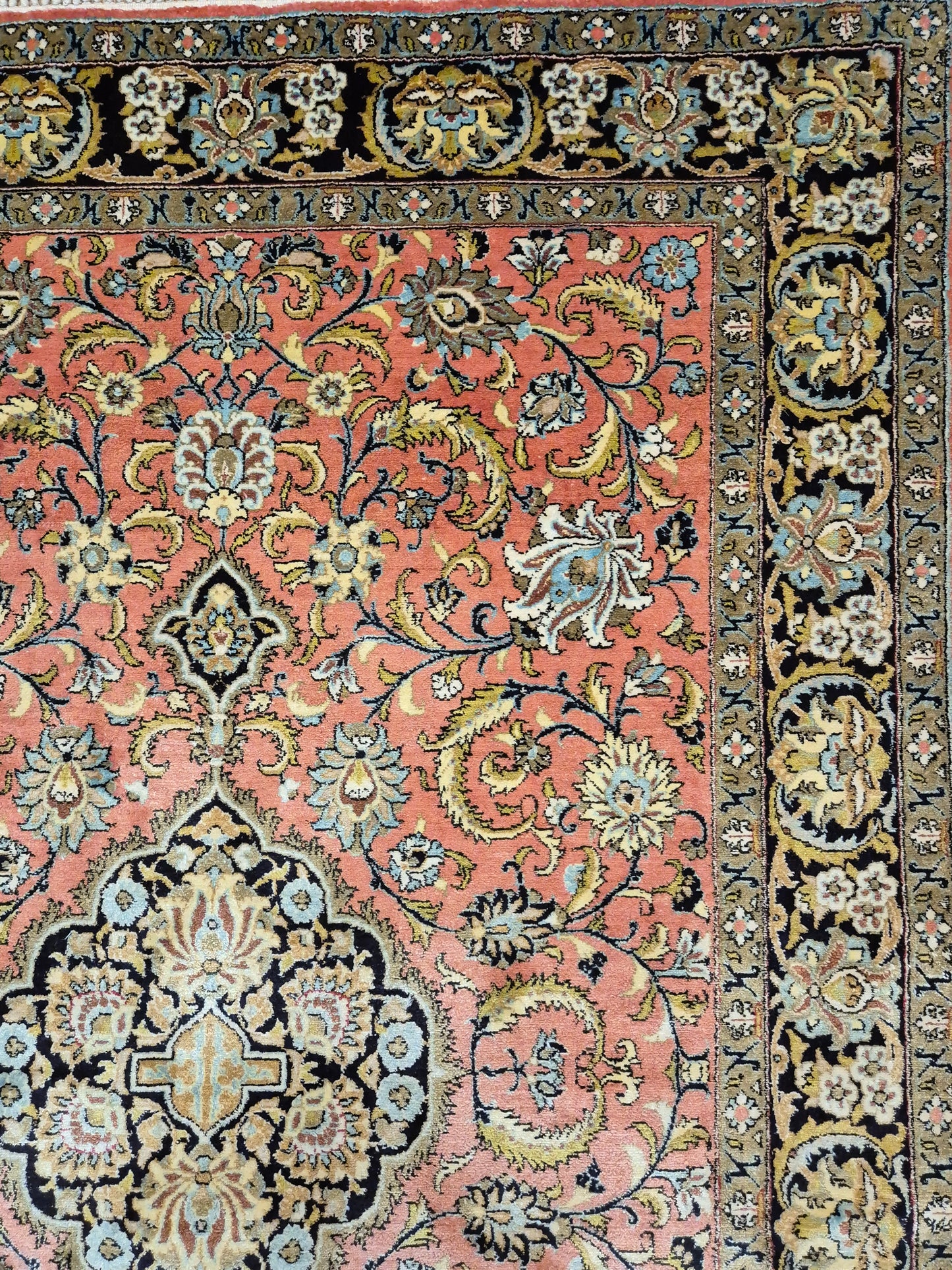 Ghom Seide Teppich Seide auf Seide florales Medaillon feine Knüpfung