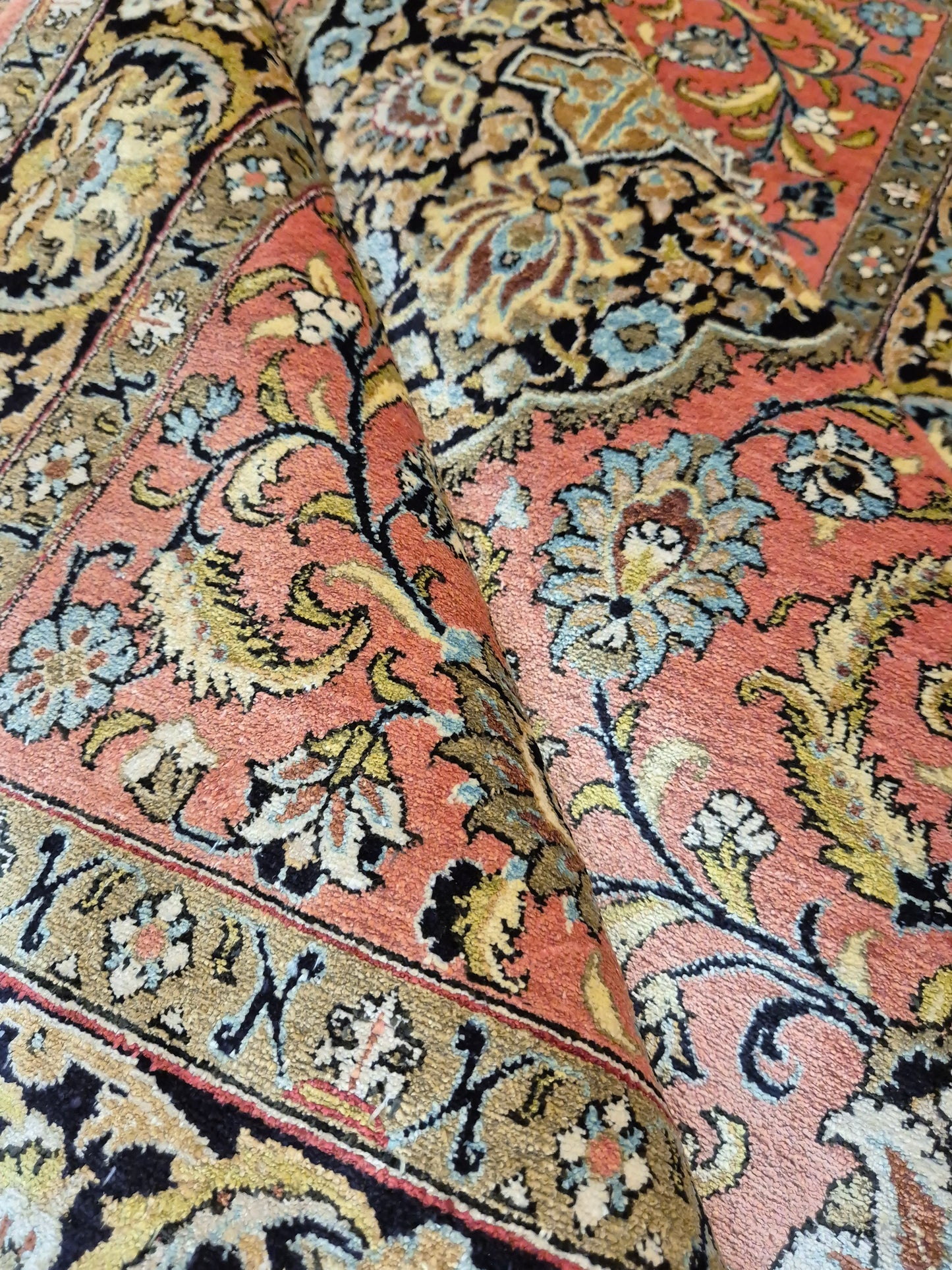 Ghom Seide Teppich Seide auf Seide florales Medaillon feine Knüpfung