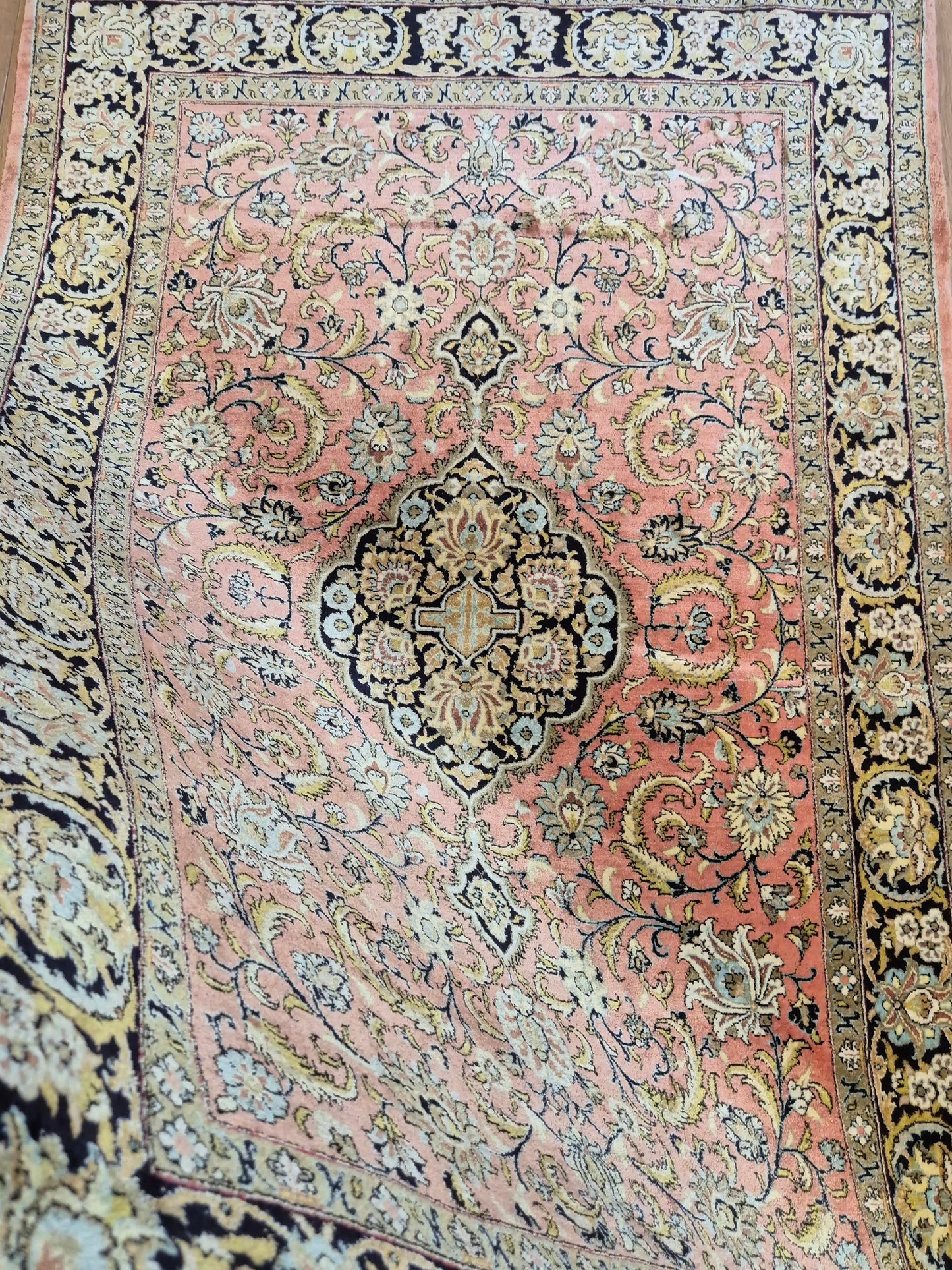 Ghom Seide Teppich Seide auf Seide florales Medaillon feine Knüpfung