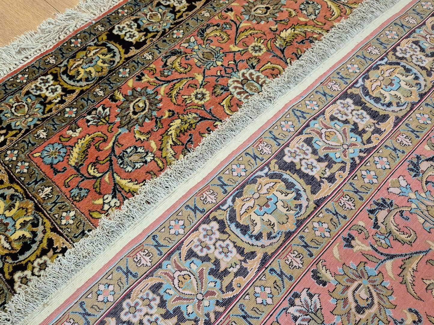 Ghom Seide Teppich Seide auf Seide florales Medaillon feine Knüpfung