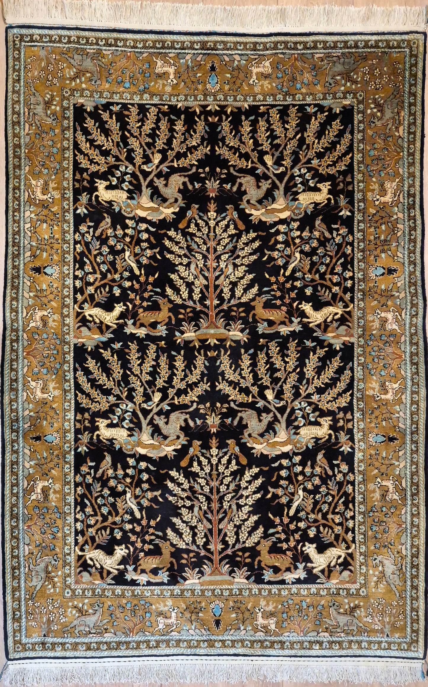 Ghom Seide Teppich Seide auf Seide Jagdmotiv feine Knüpfung